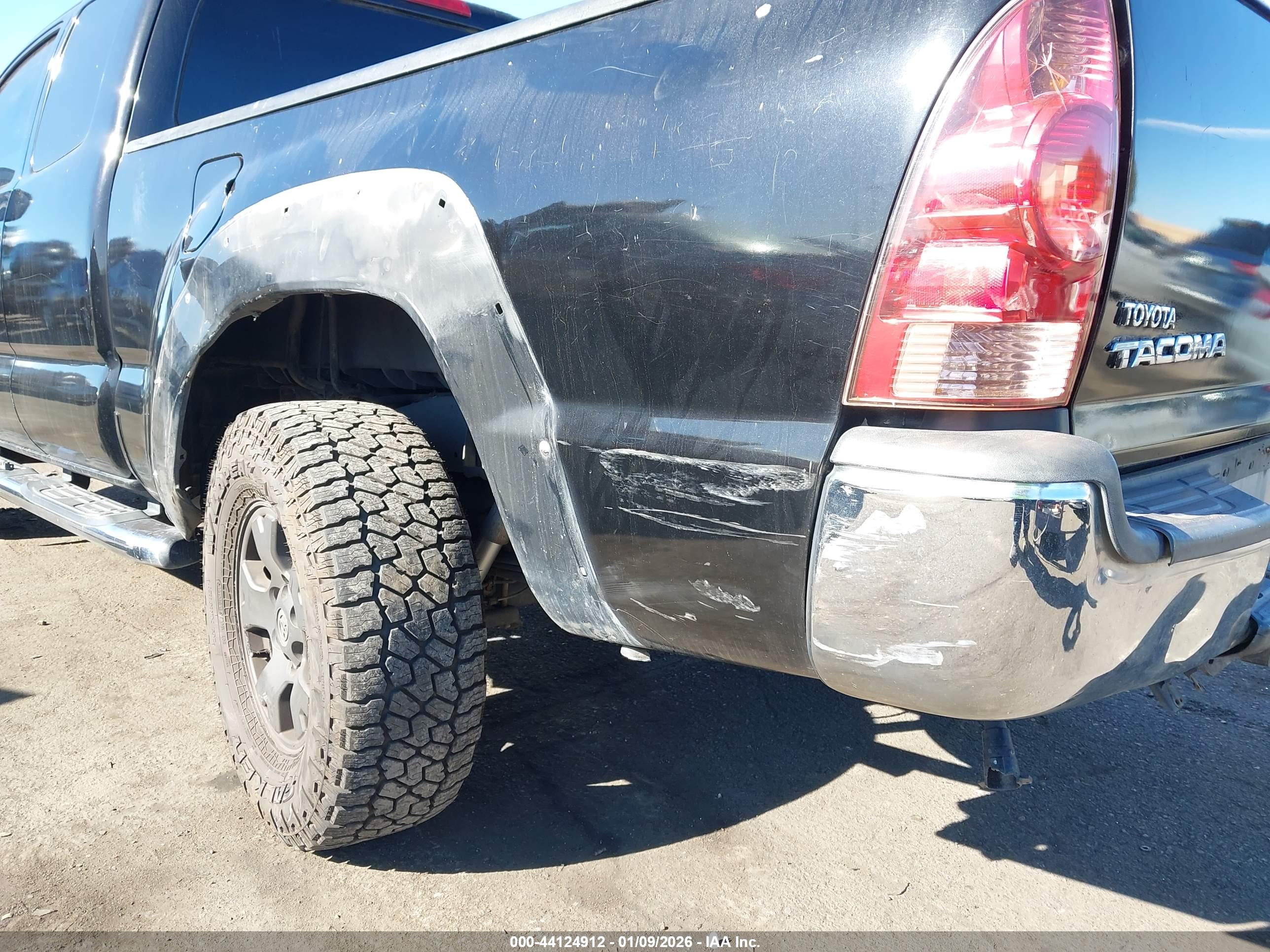 TOYOTA TACOMA image 6