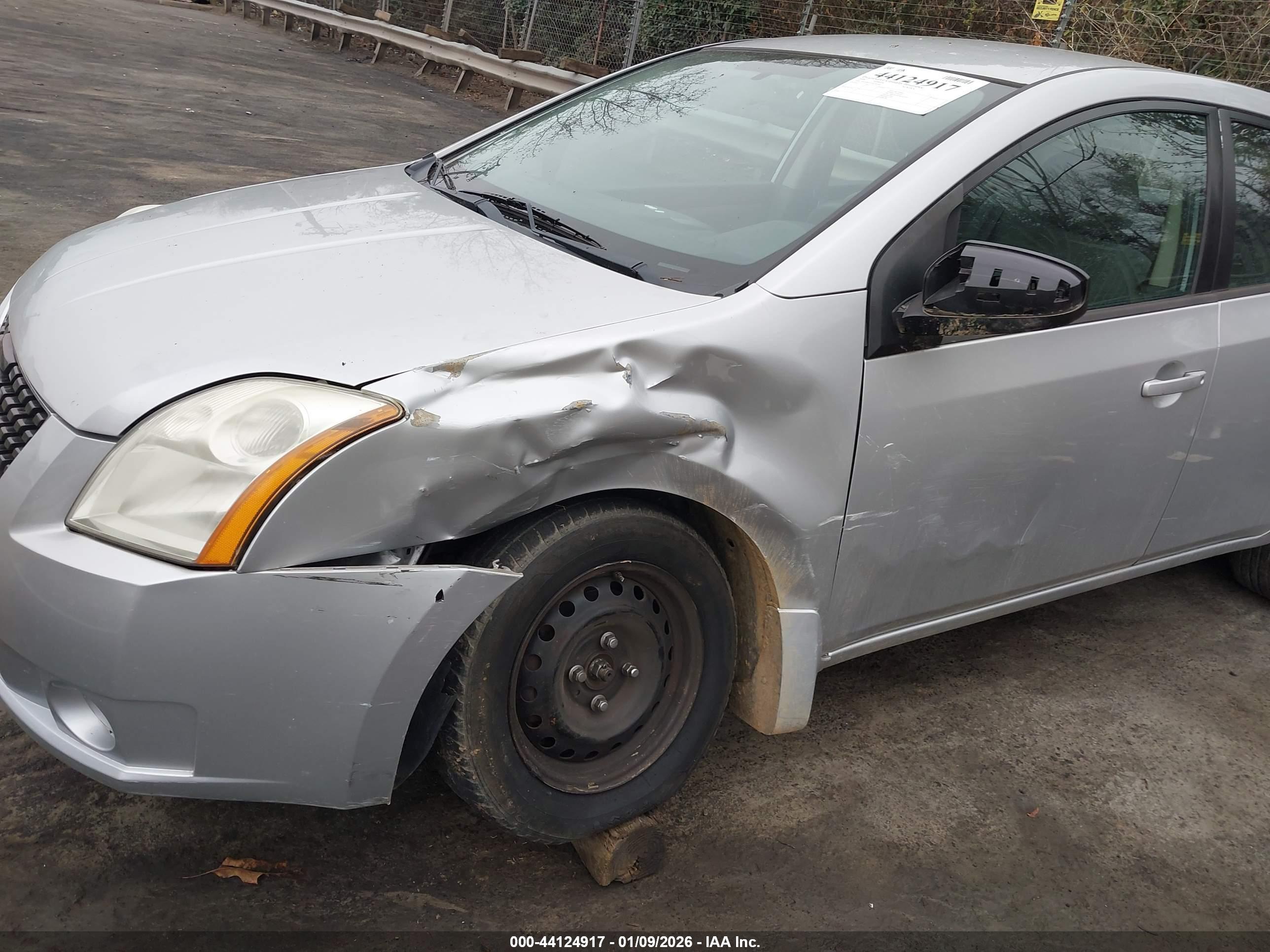 NISSAN SENTRA image 6