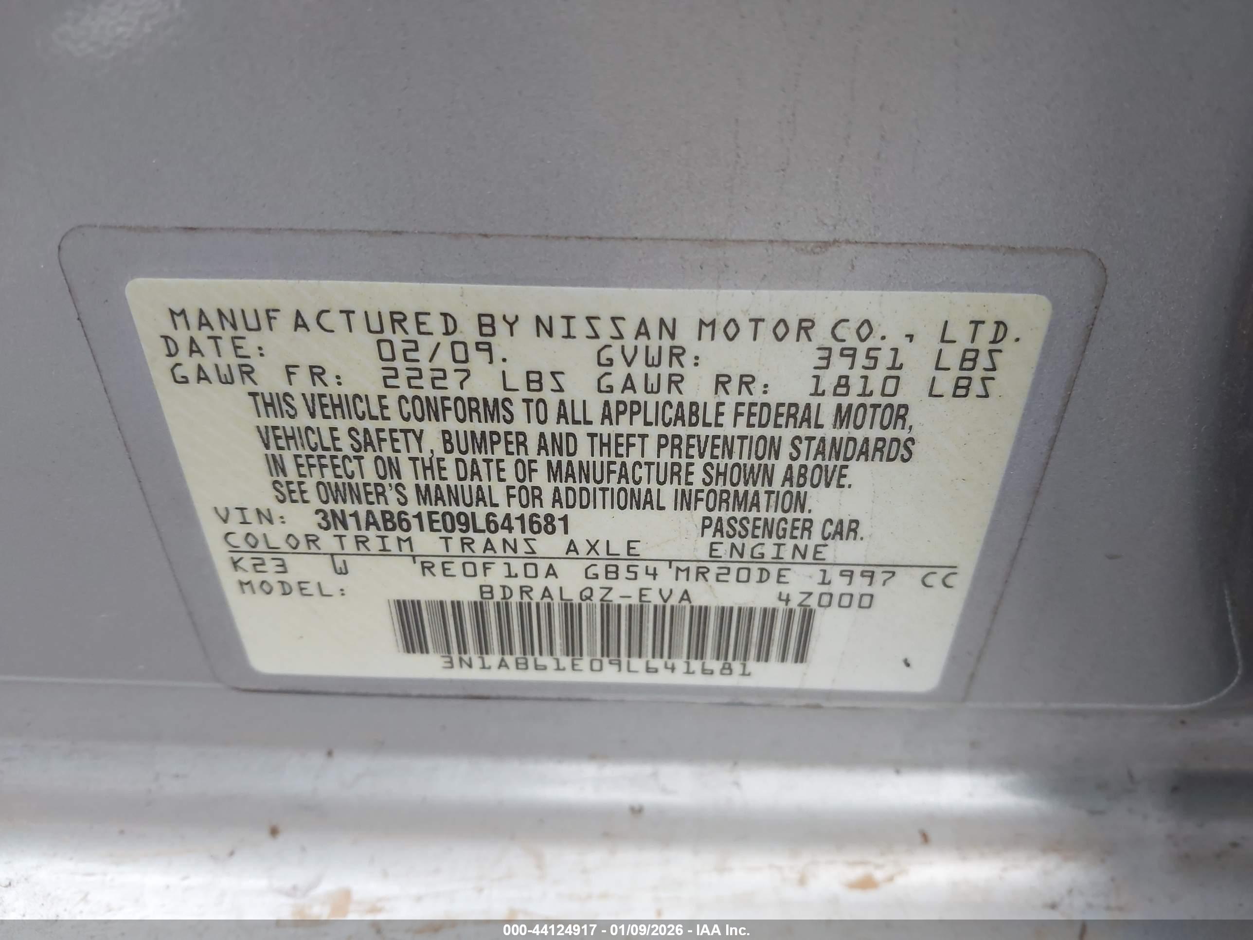 NISSAN SENTRA image 9