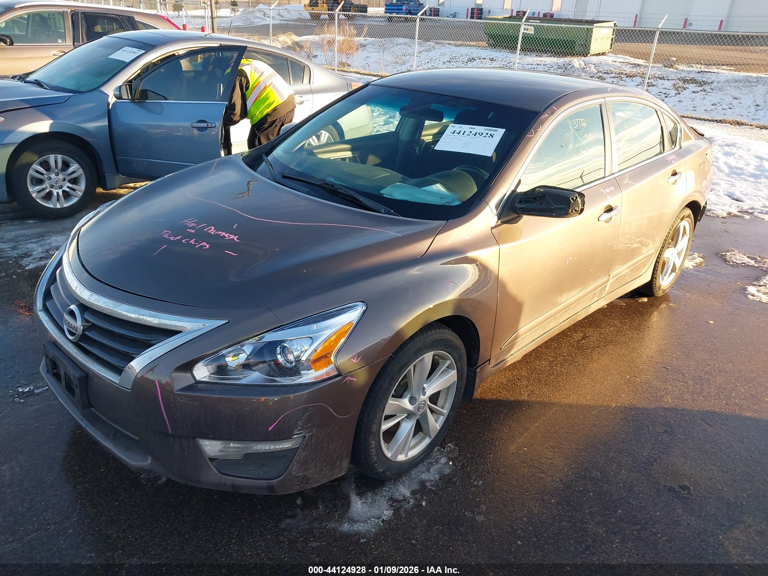 NISSAN ALTIMA image 2