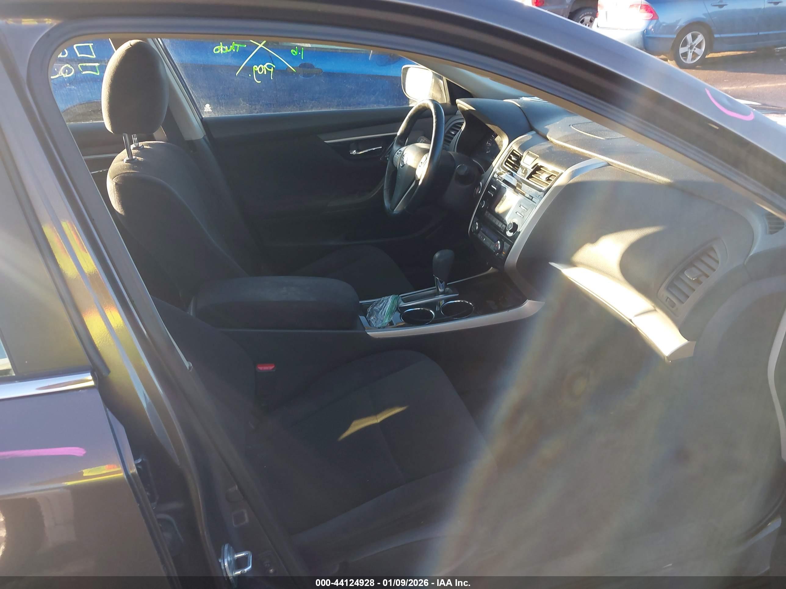NISSAN ALTIMA image 5