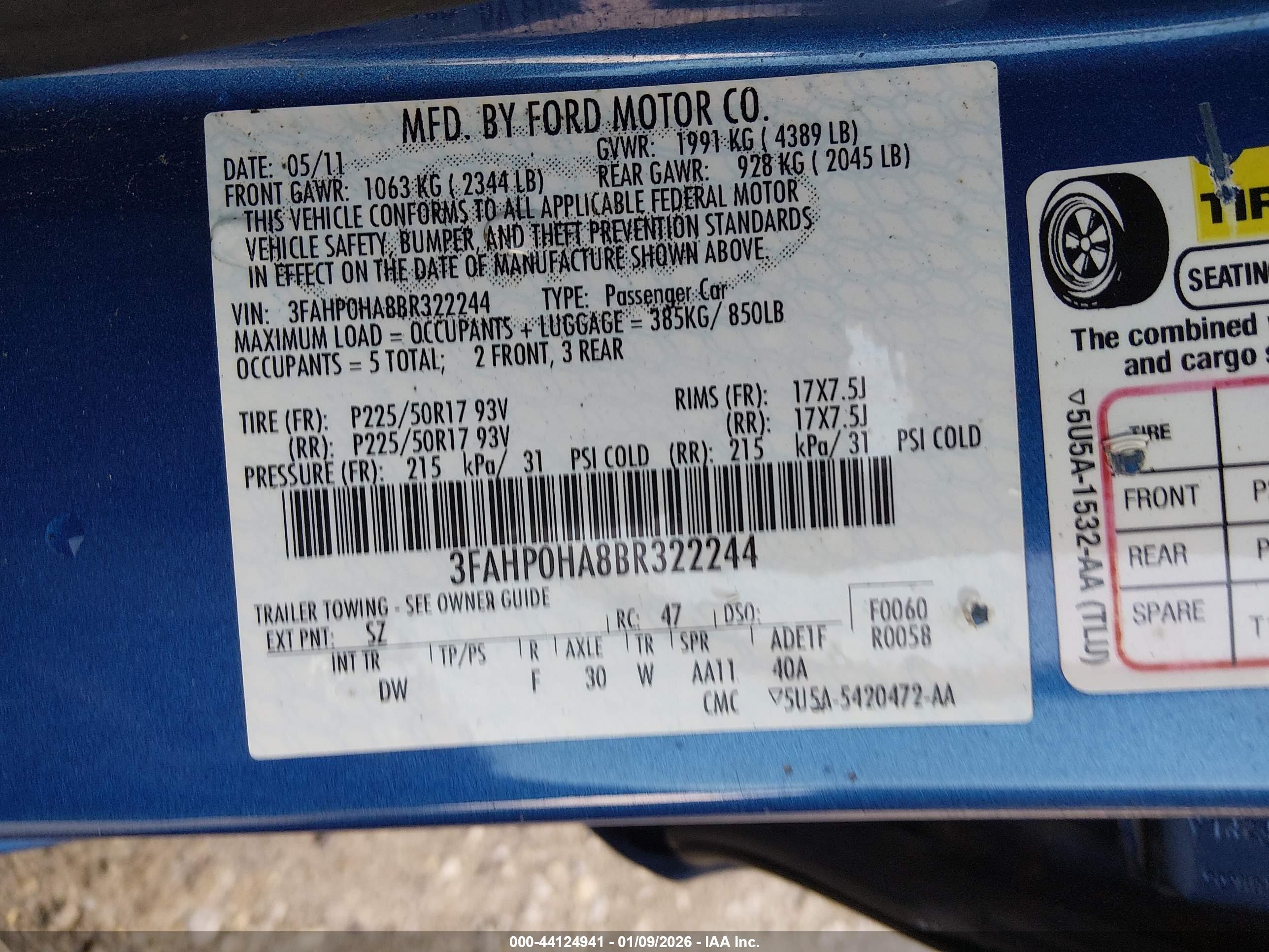 FORD FUSION image 9