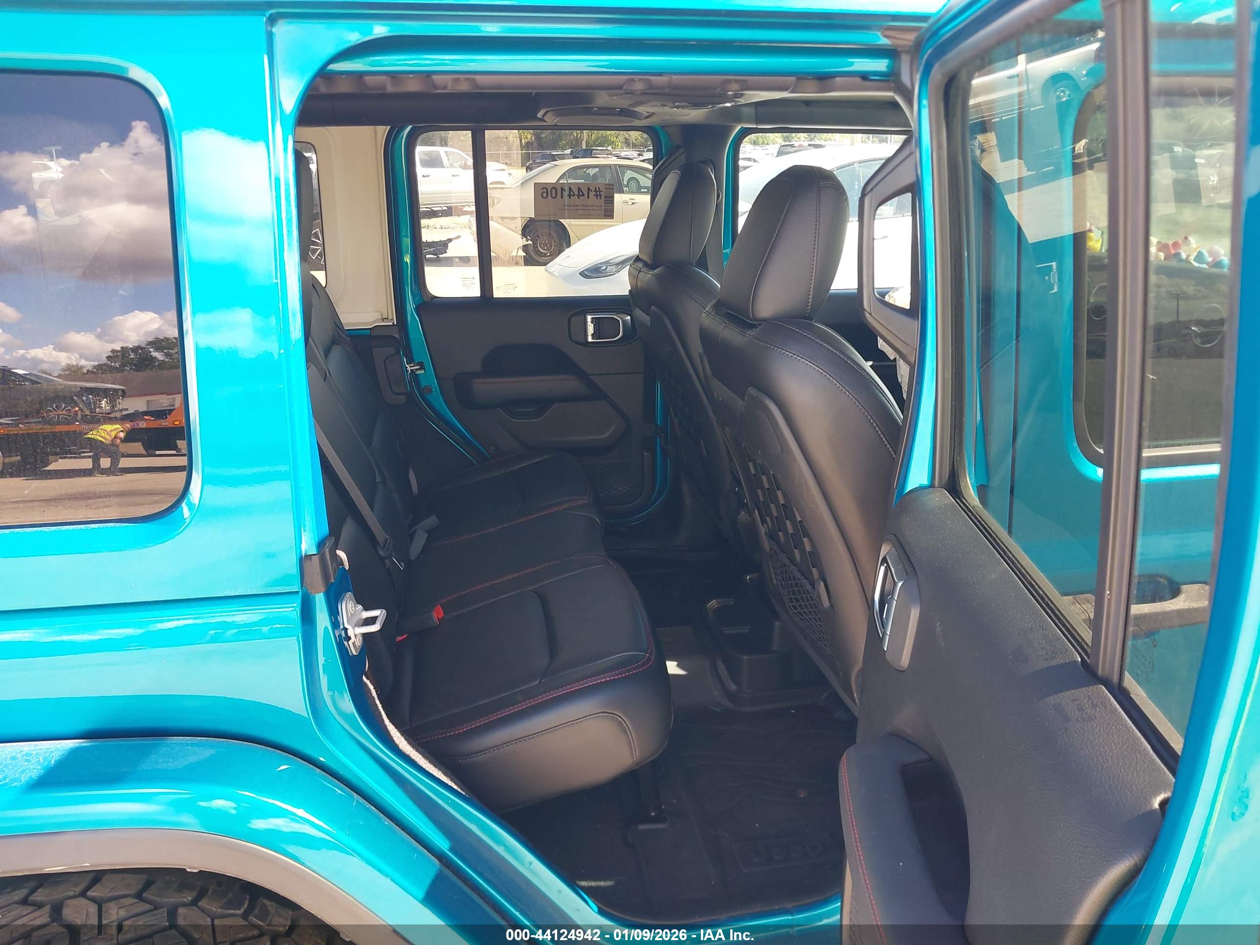 JEEP WRANGLER image 8