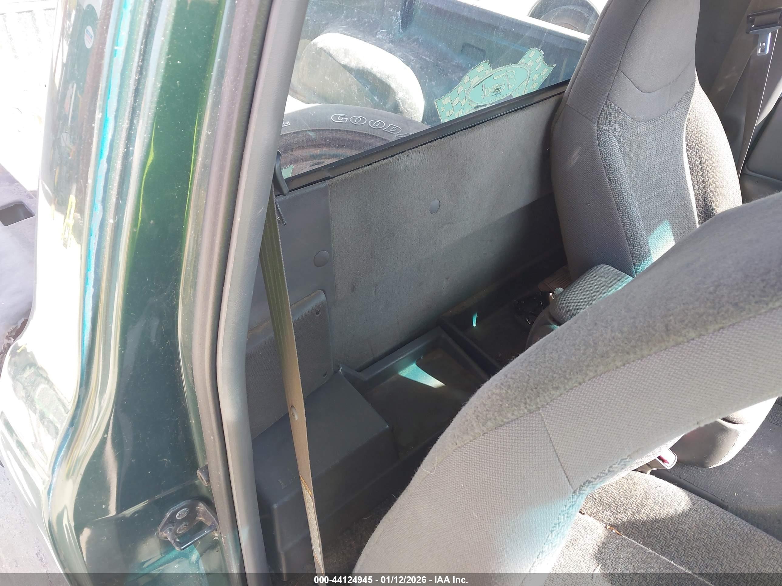 FORD RANGER image 8