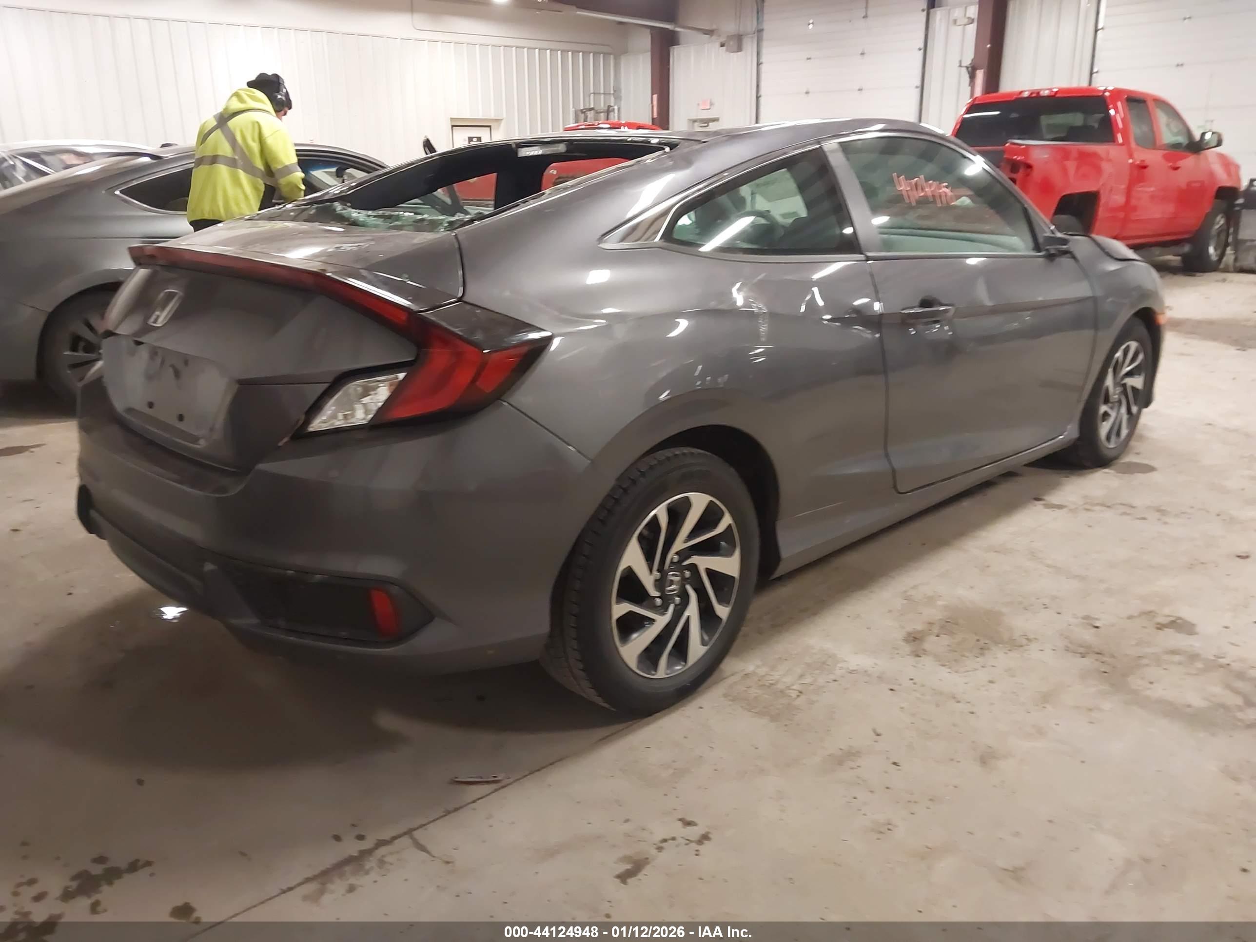 HONDA CIVIC image 4