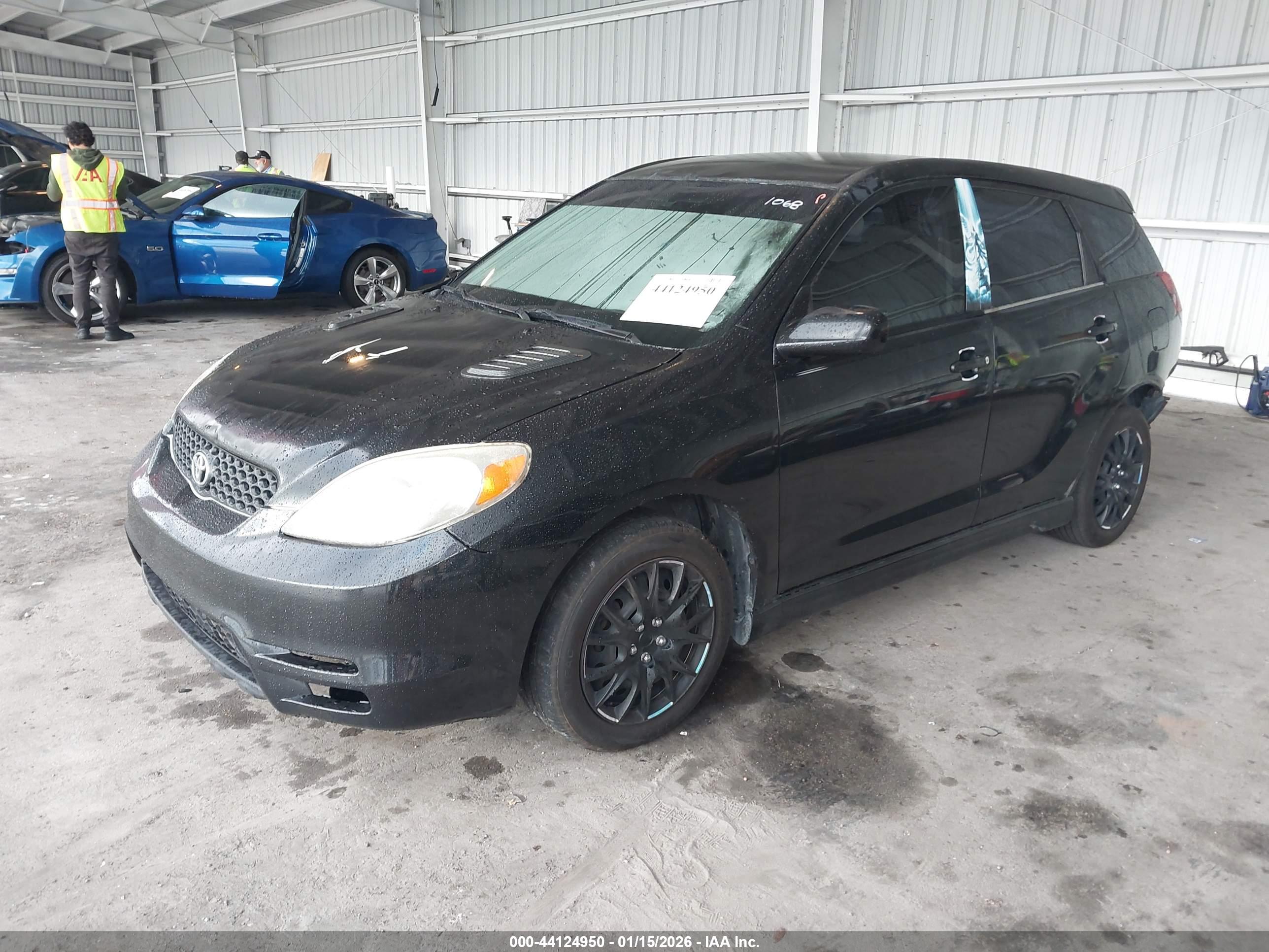 TOYOTA MATRIX image 2