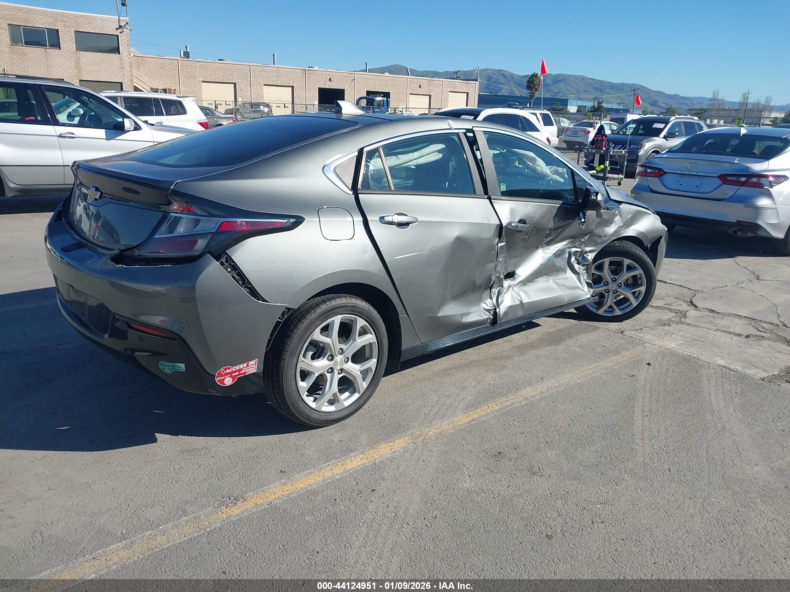 CHEVROLET VOLT image 4