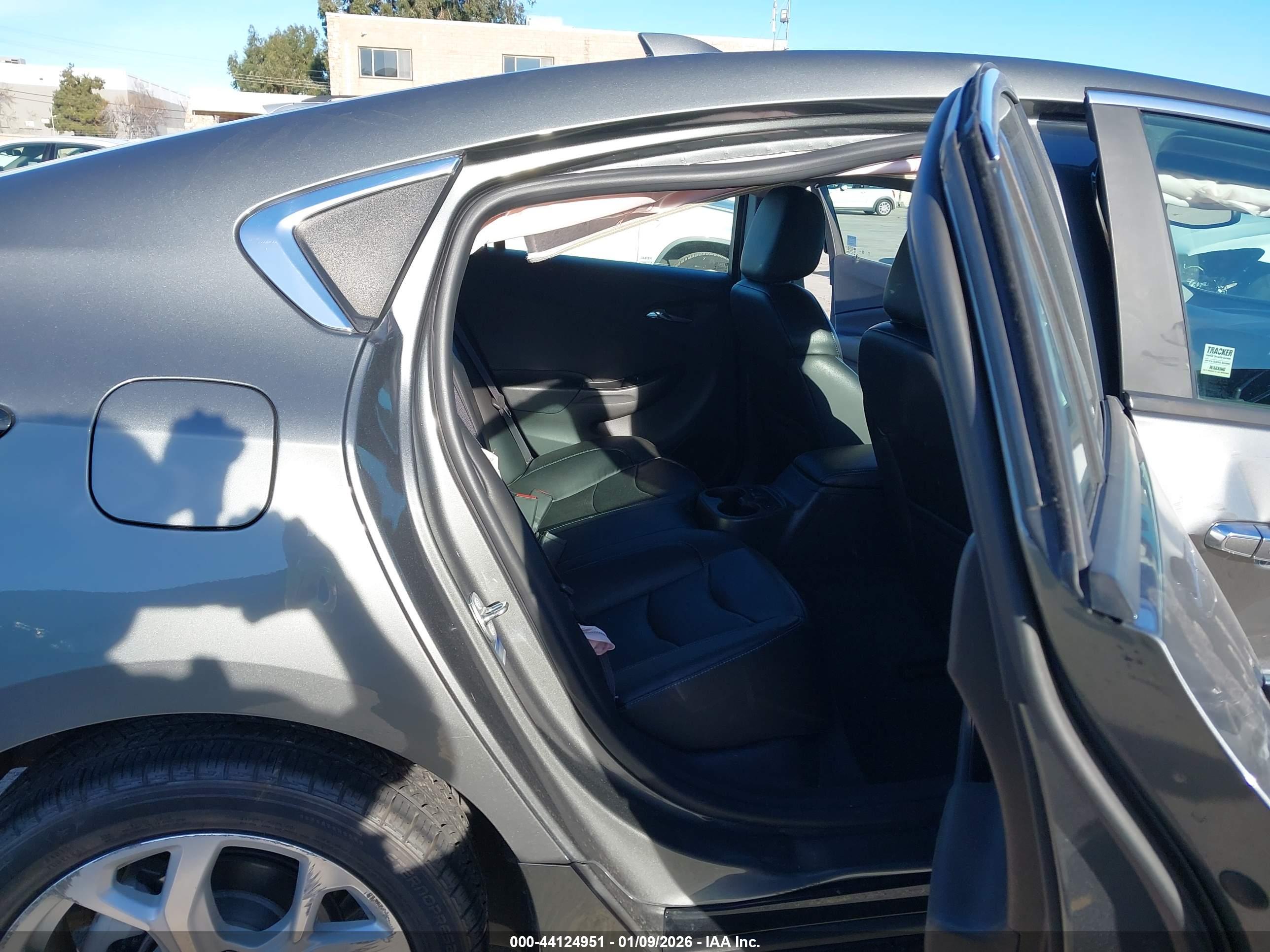 CHEVROLET VOLT image 8