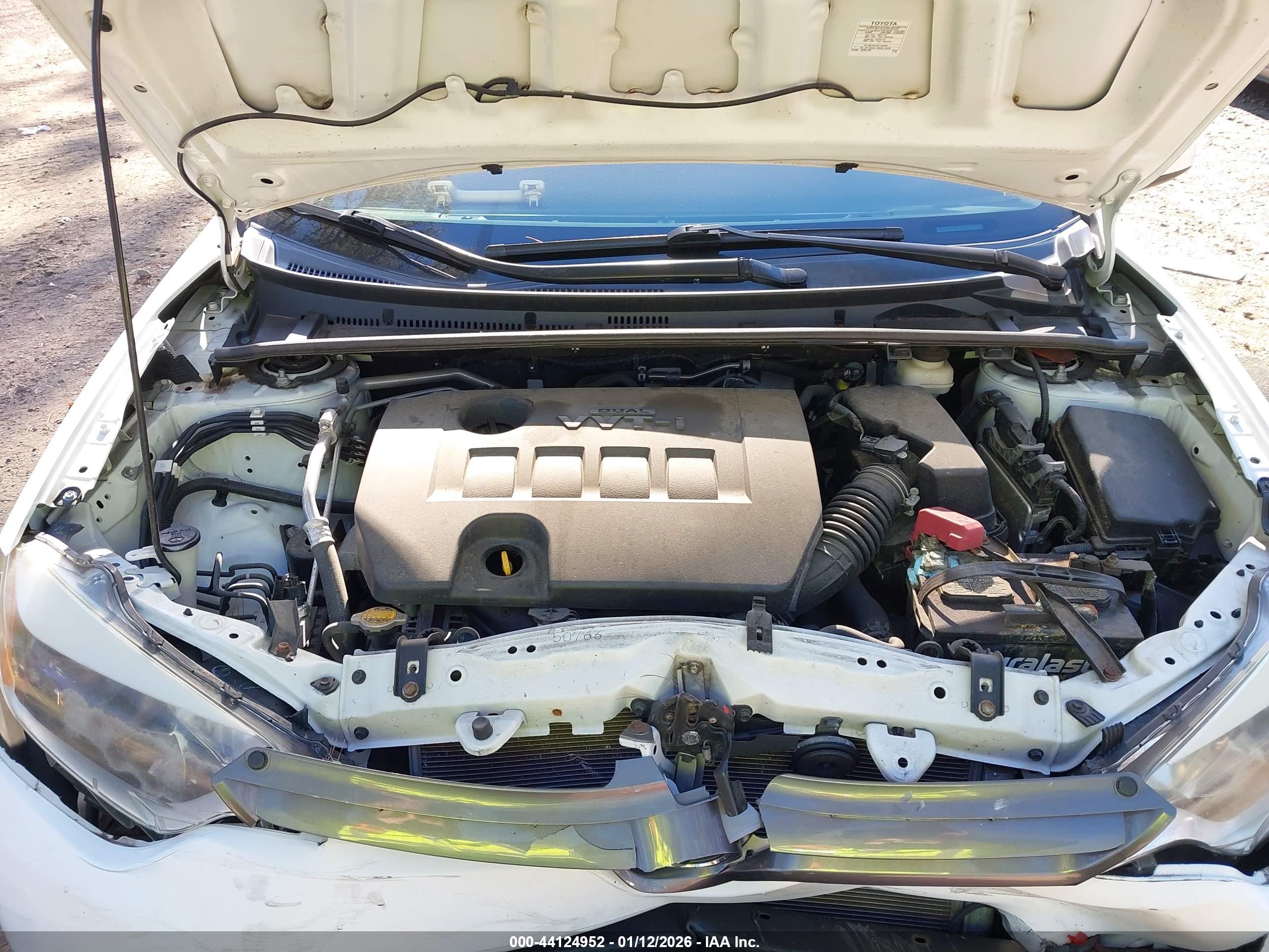 TOYOTA COROLLA image 10