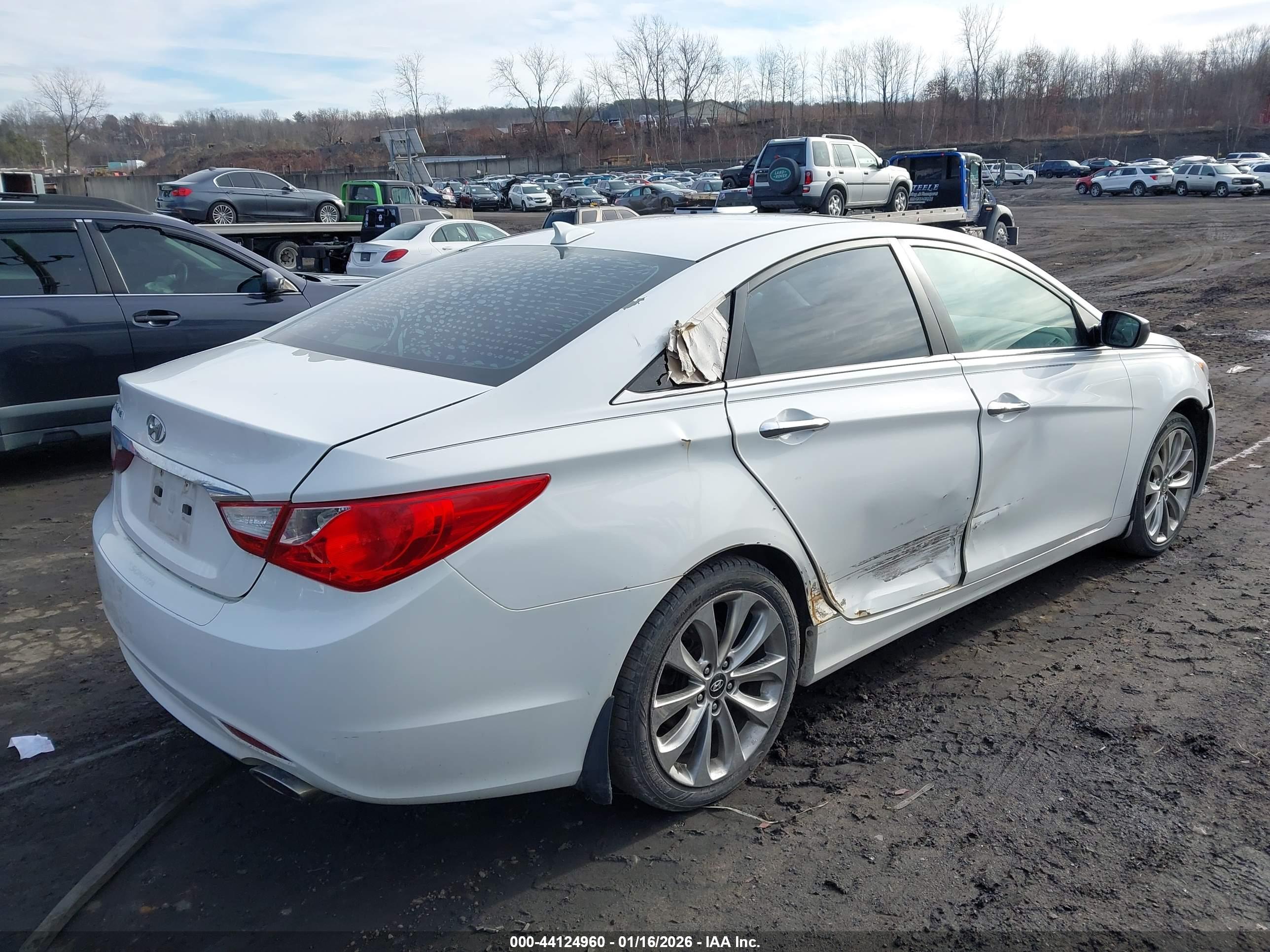 HYUNDAI SONATA image 4