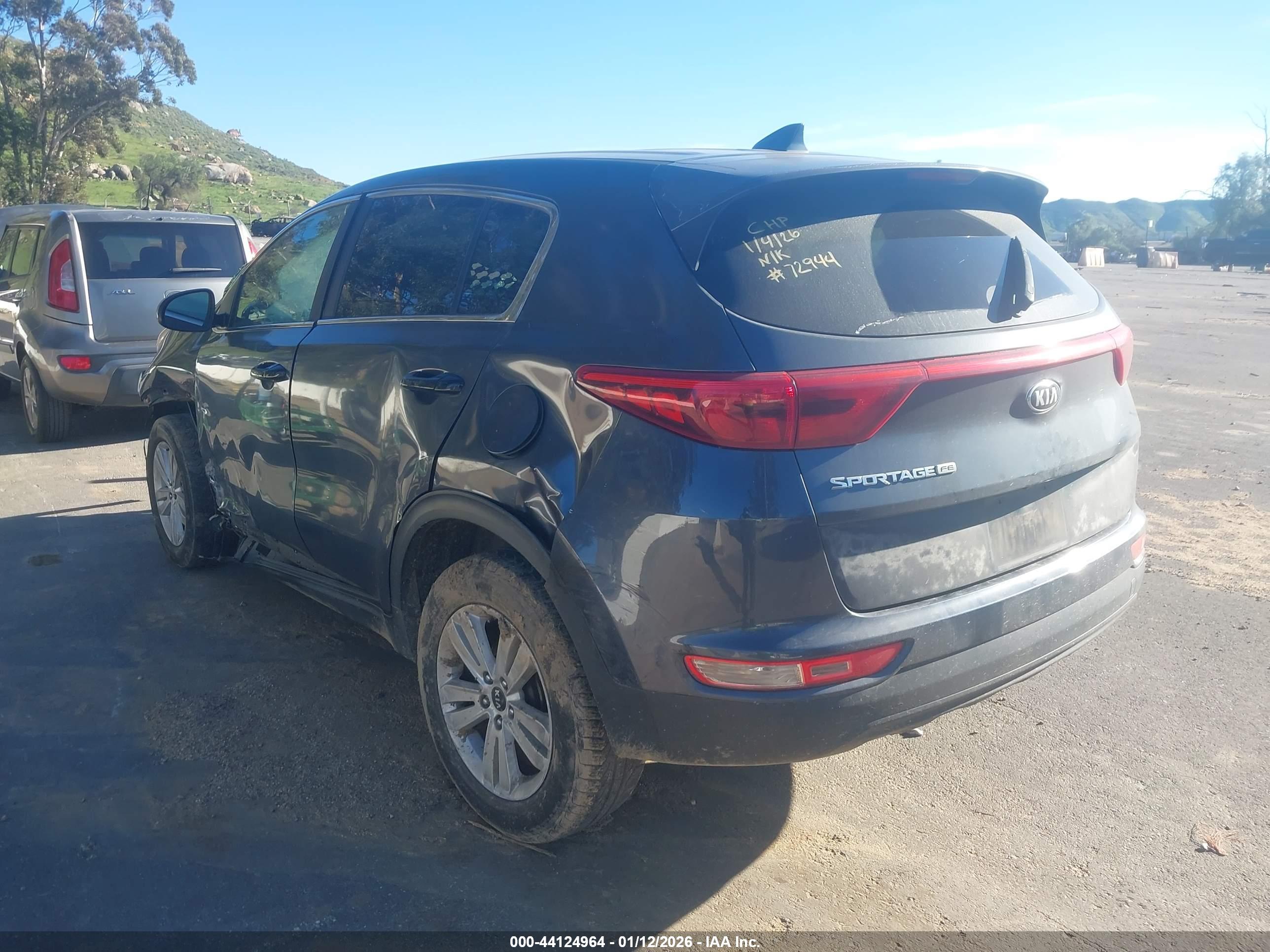 KIA SPORTAGE image 3