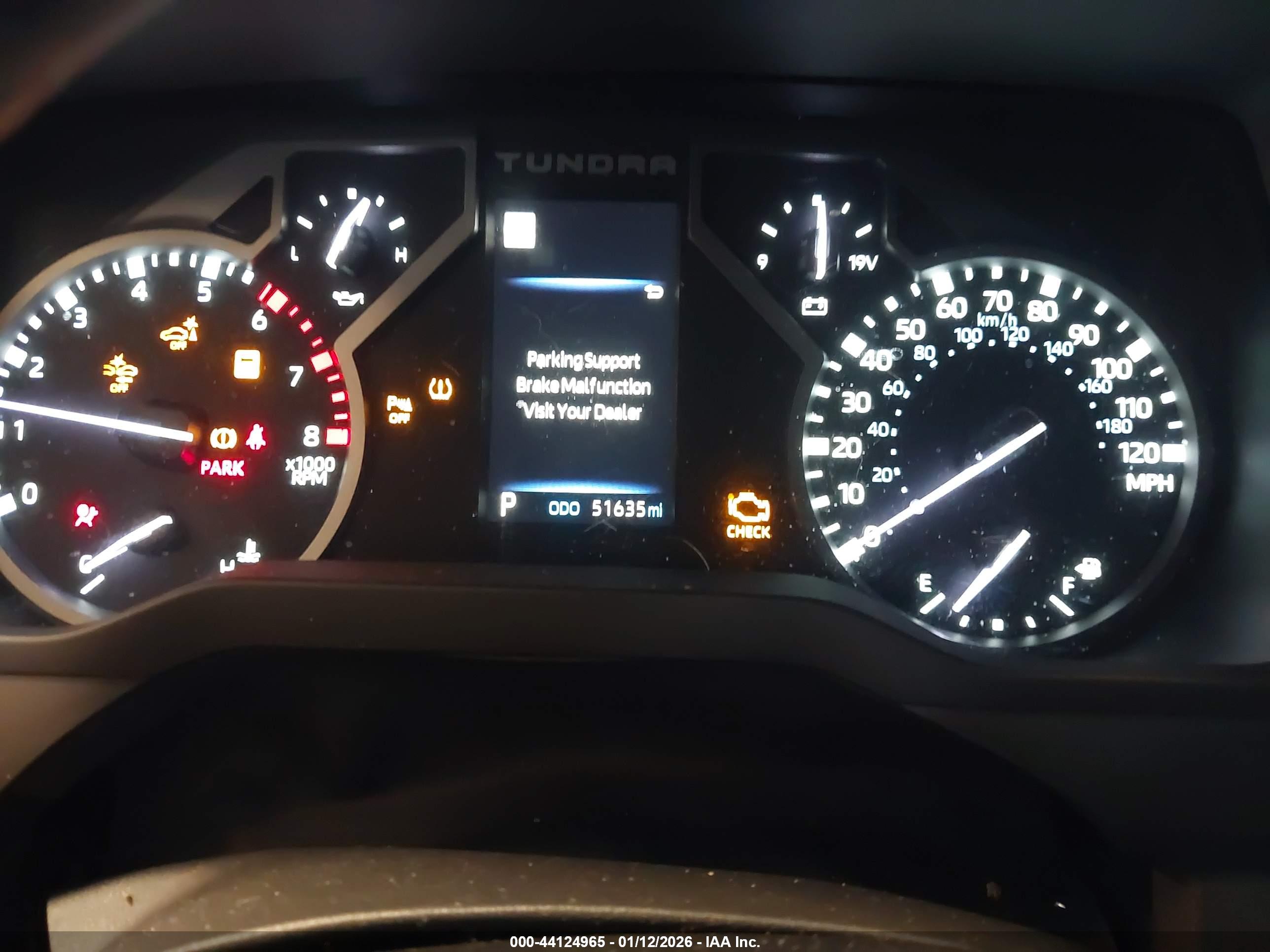 TOYOTA TUNDRA image 7