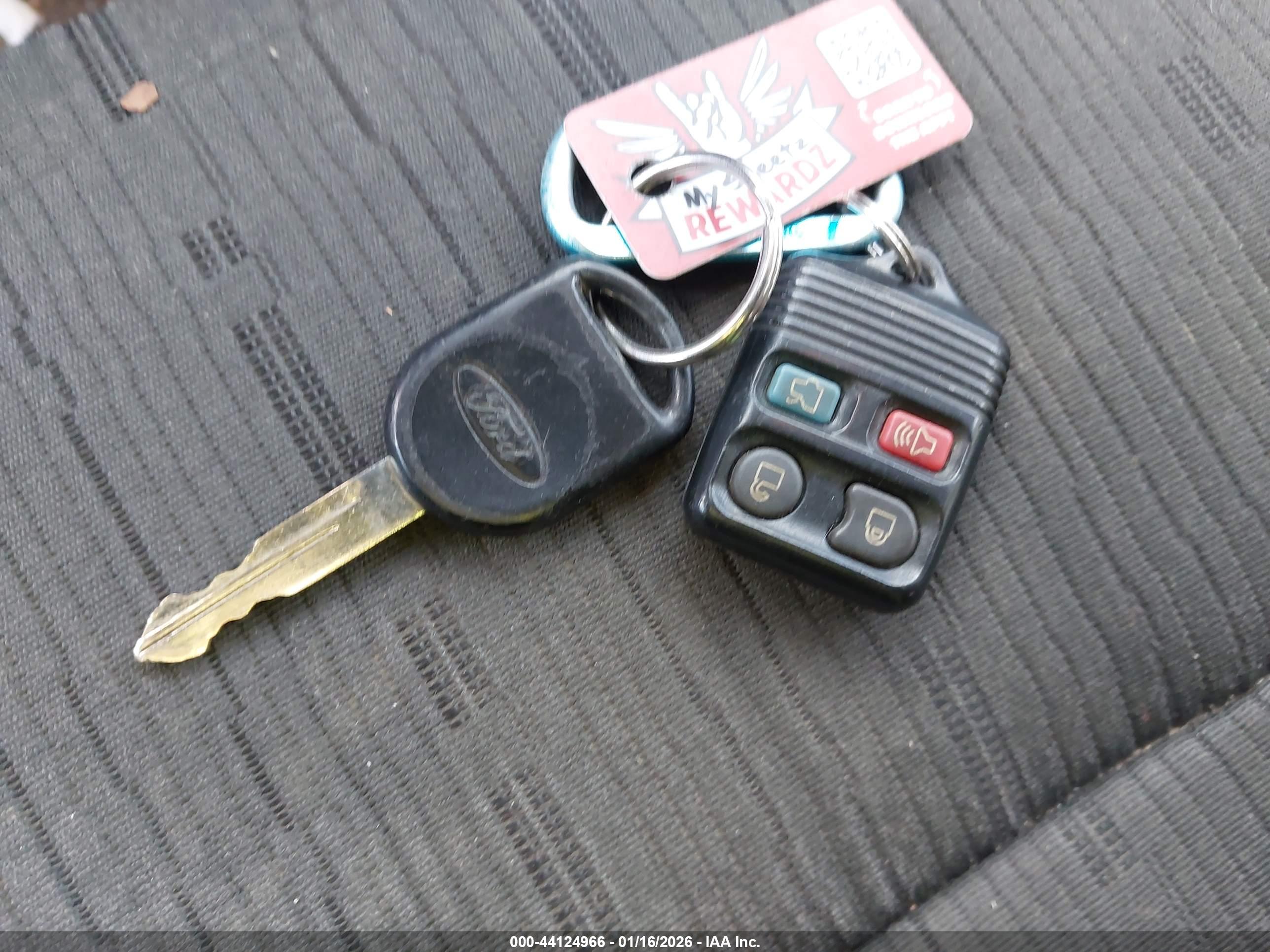 FORD FOCUS image 11
