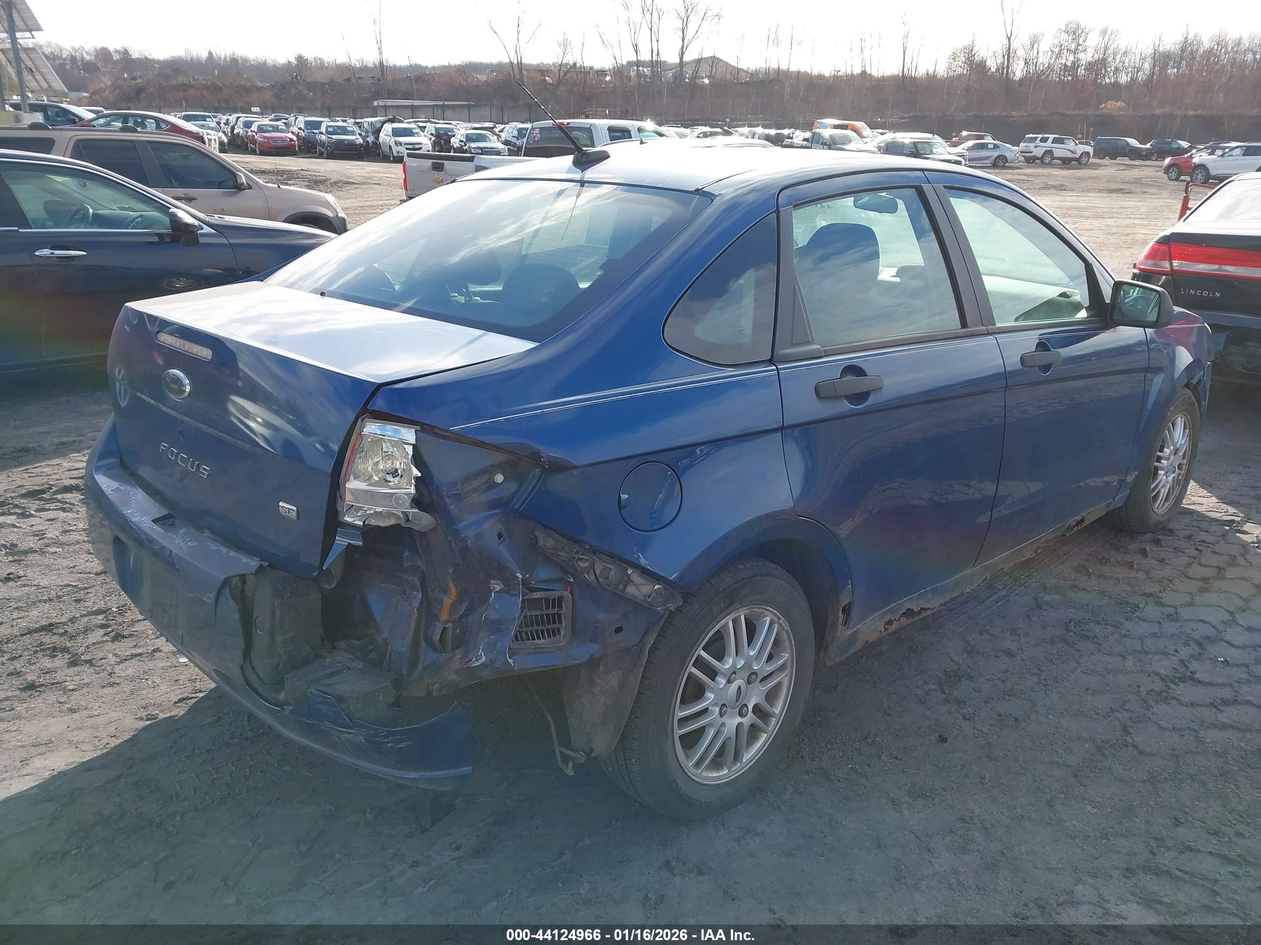 FORD FOCUS image 4