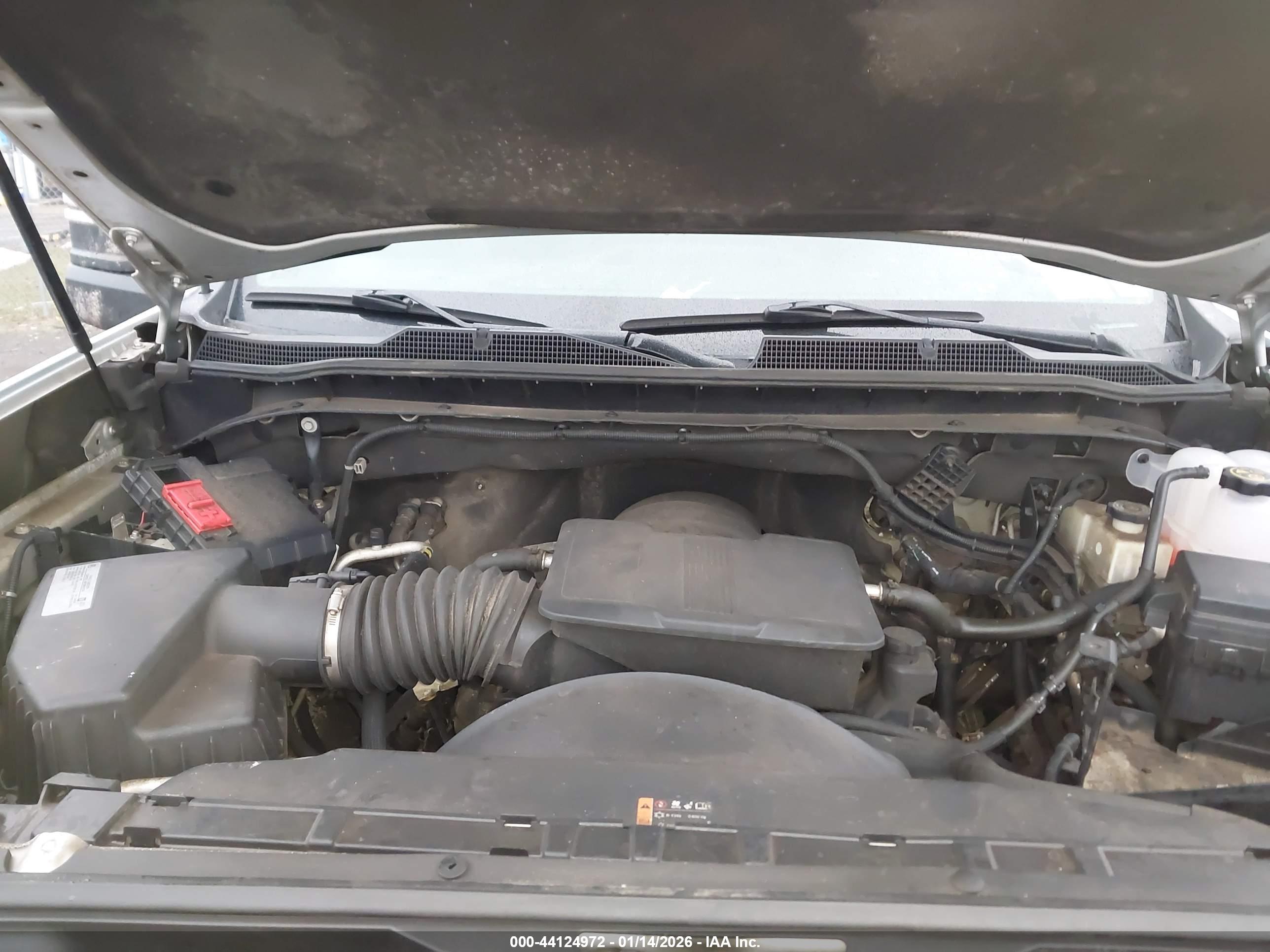 CHEVROLET SILVERADO image 10