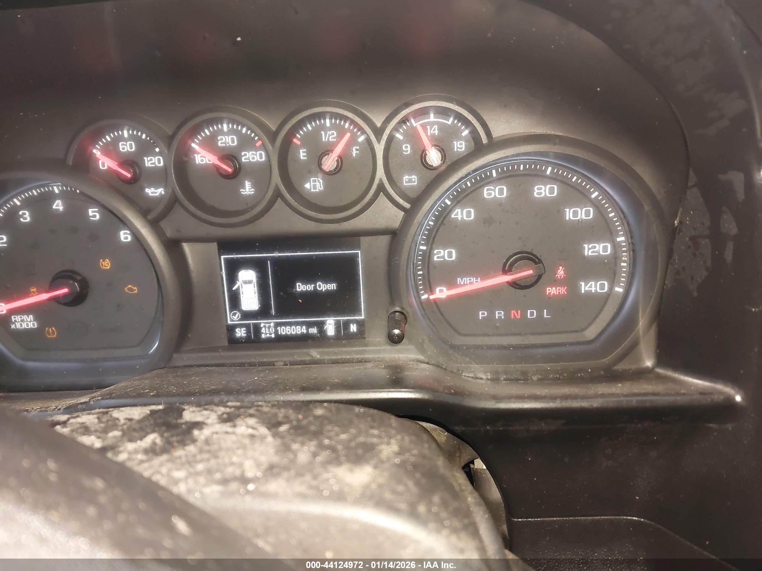 CHEVROLET SILVERADO image 6
