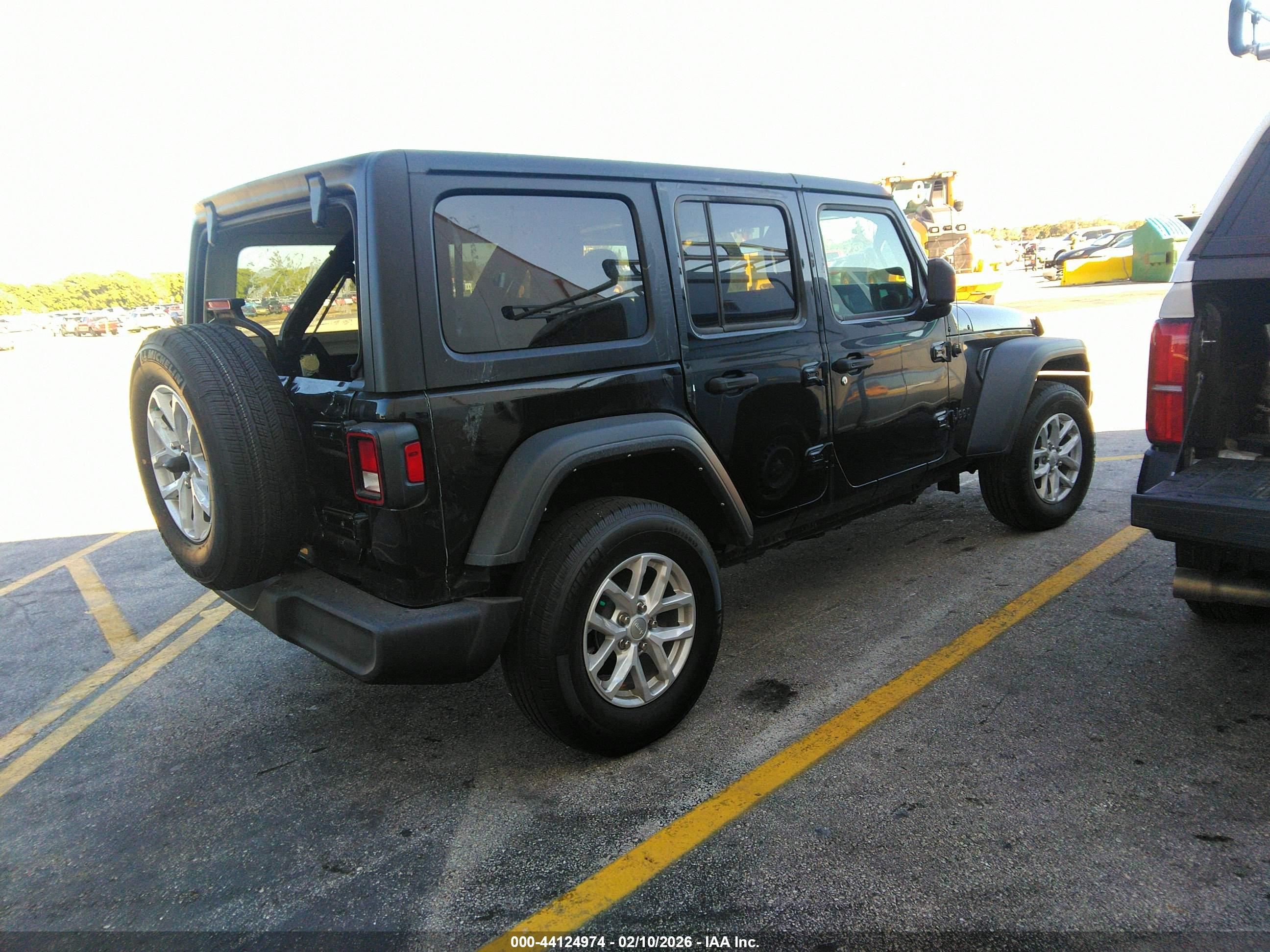 JEEP WRANGLER image 4