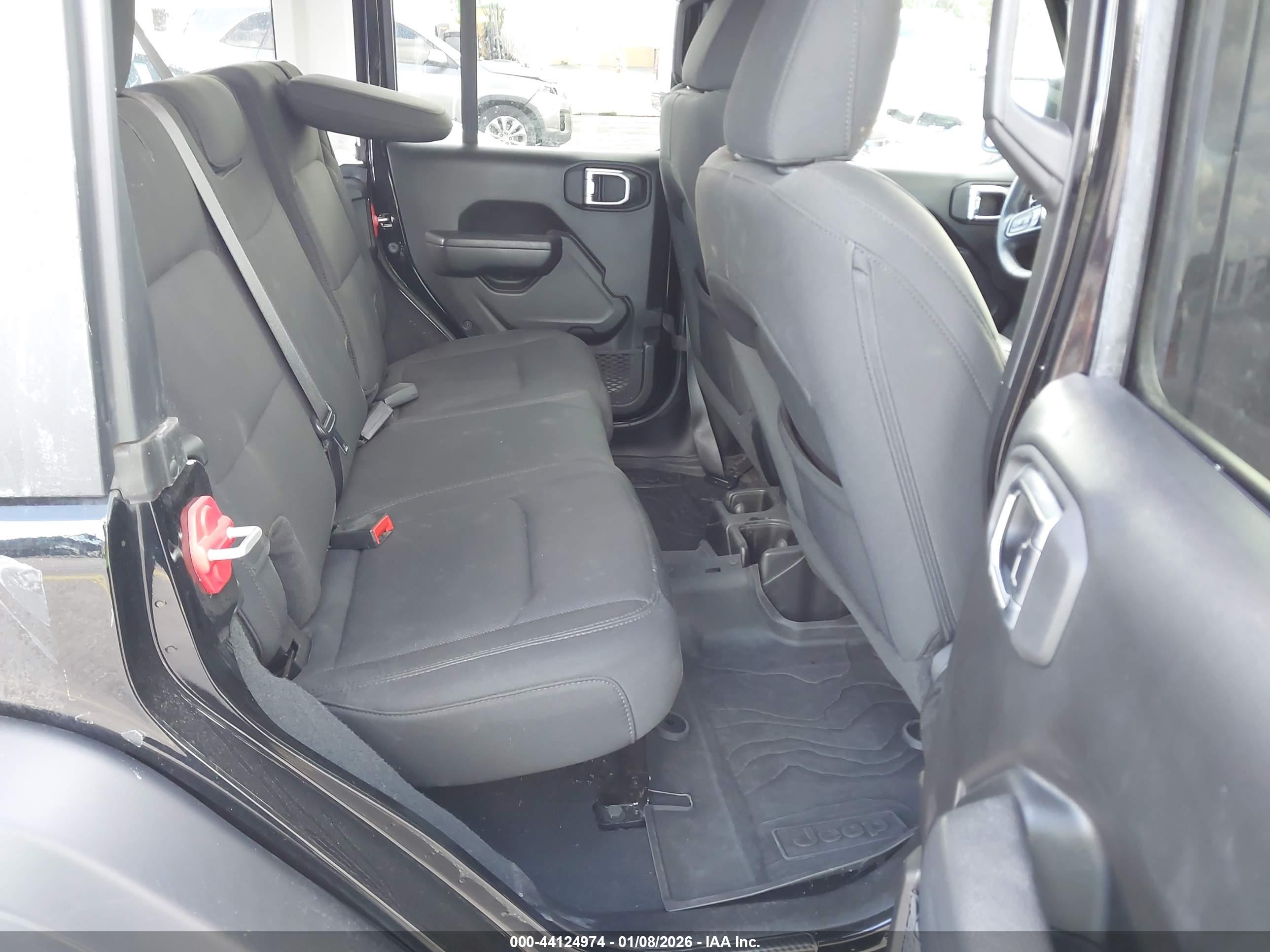 JEEP WRANGLER image 8