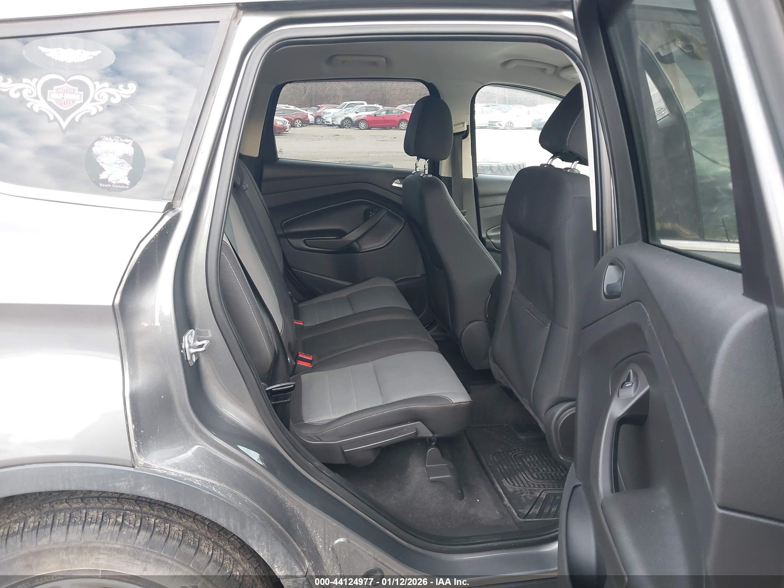 FORD ESCAPE image 8