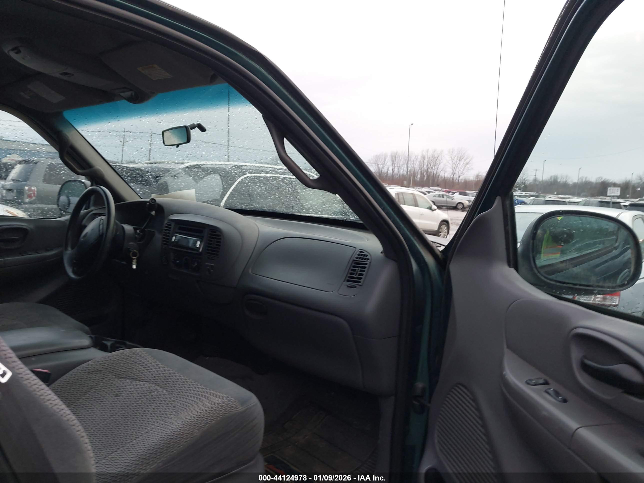 FORD F-150 image 5