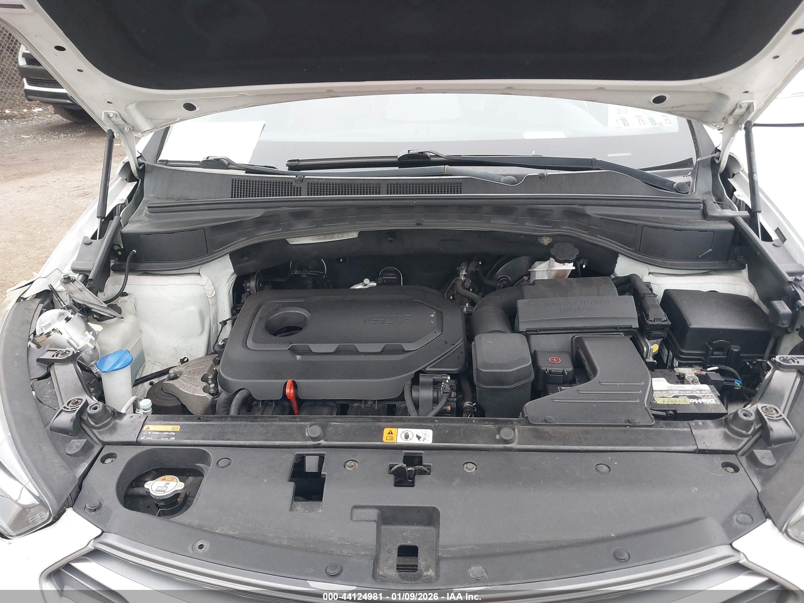HYUNDAI SANTA image 10