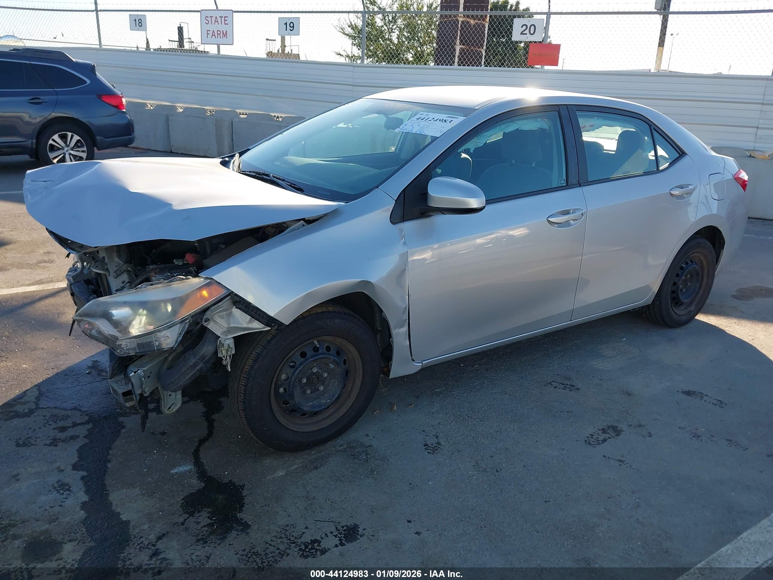 TOYOTA COROLLA image 2