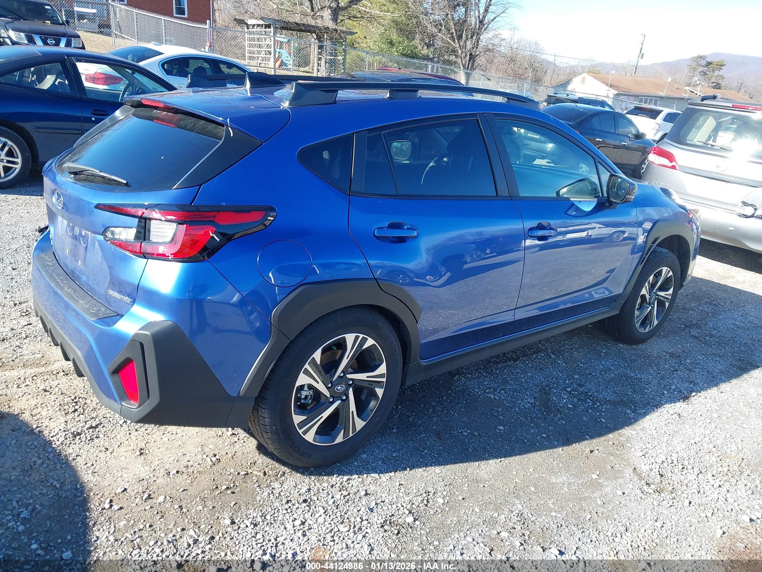 SUBARU CROSSTREK image 4