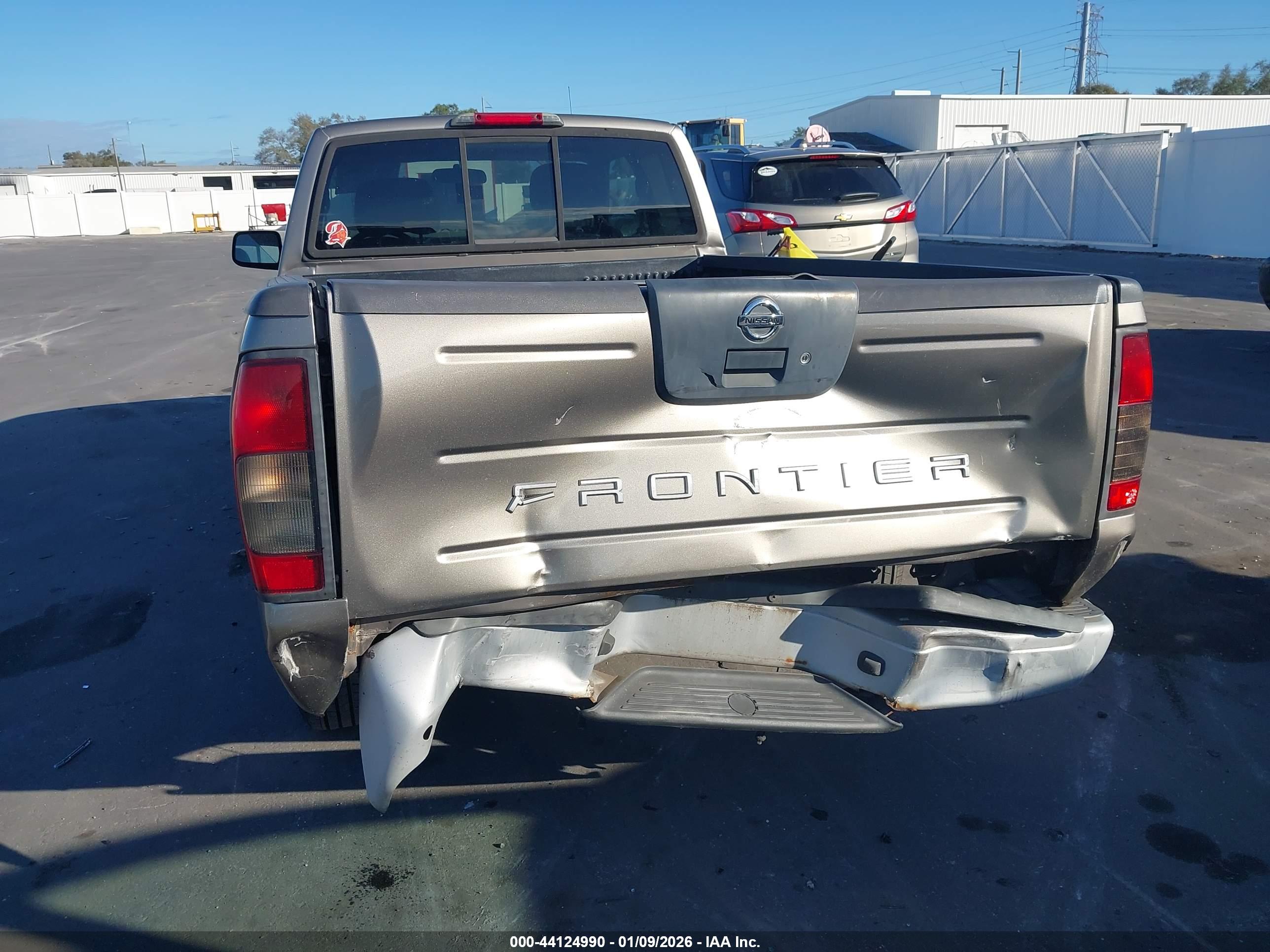 NISSAN FRONTIER image 6