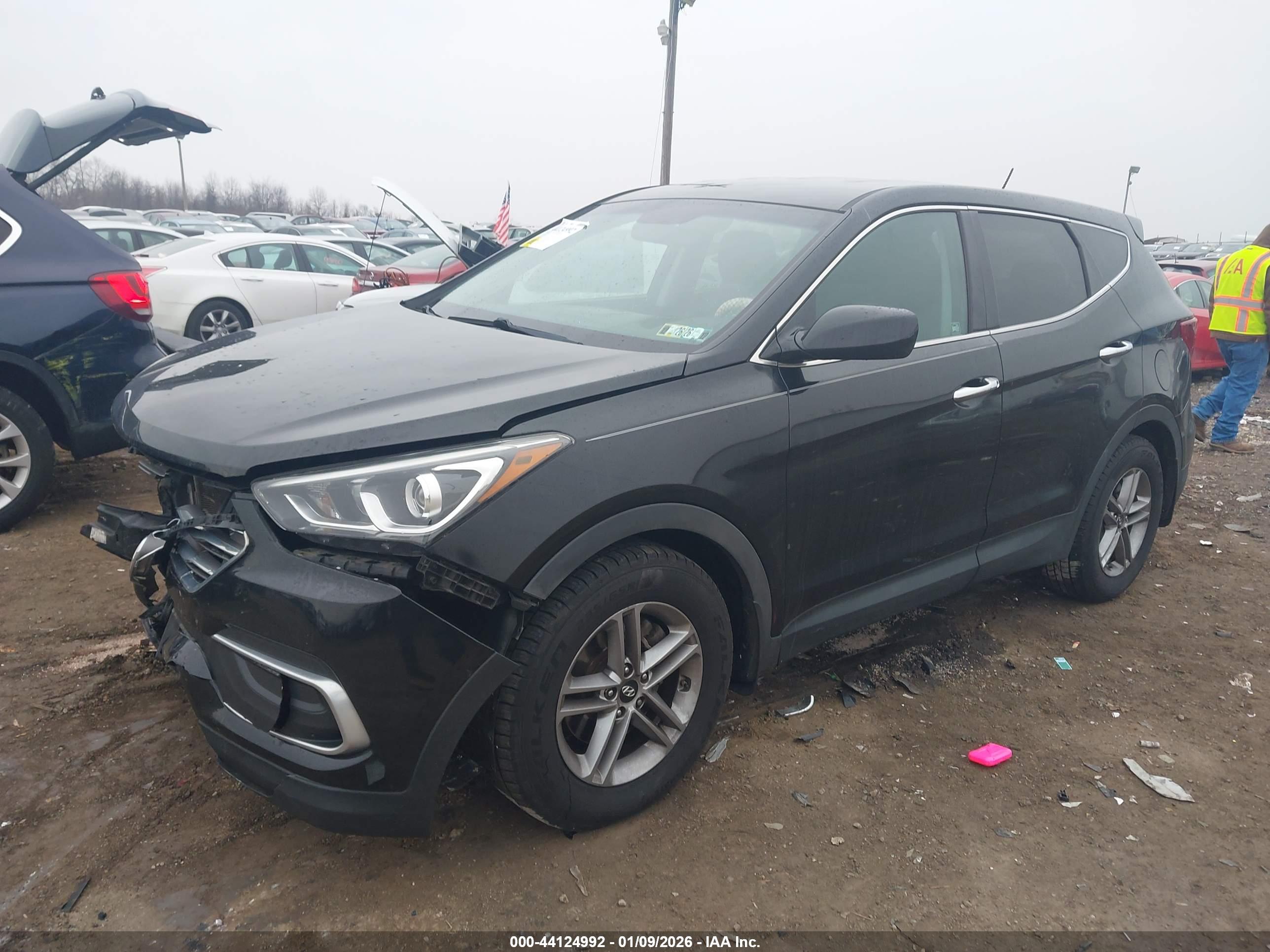 HYUNDAI SANTA image 2