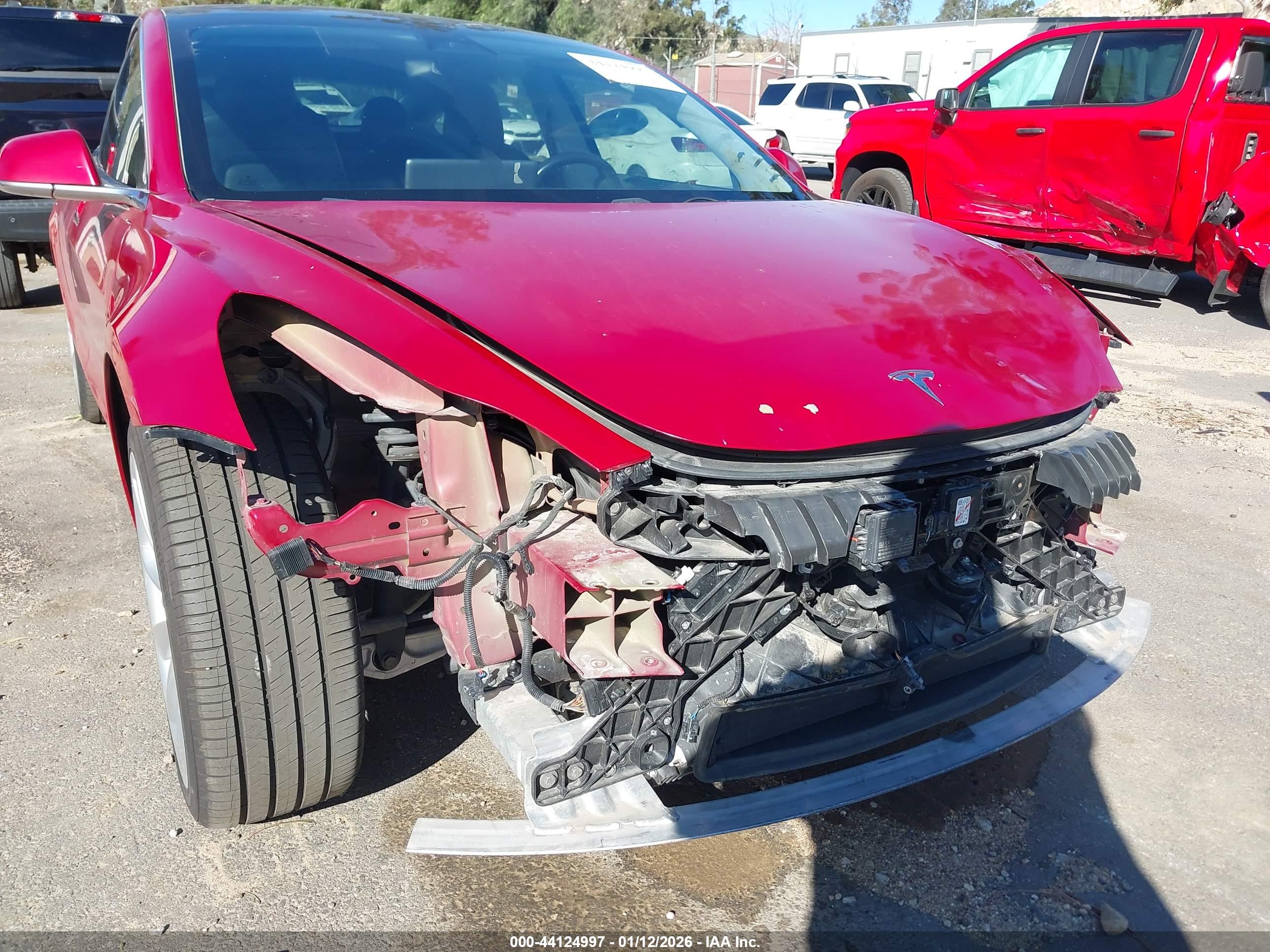 TESLA MODEL image 6