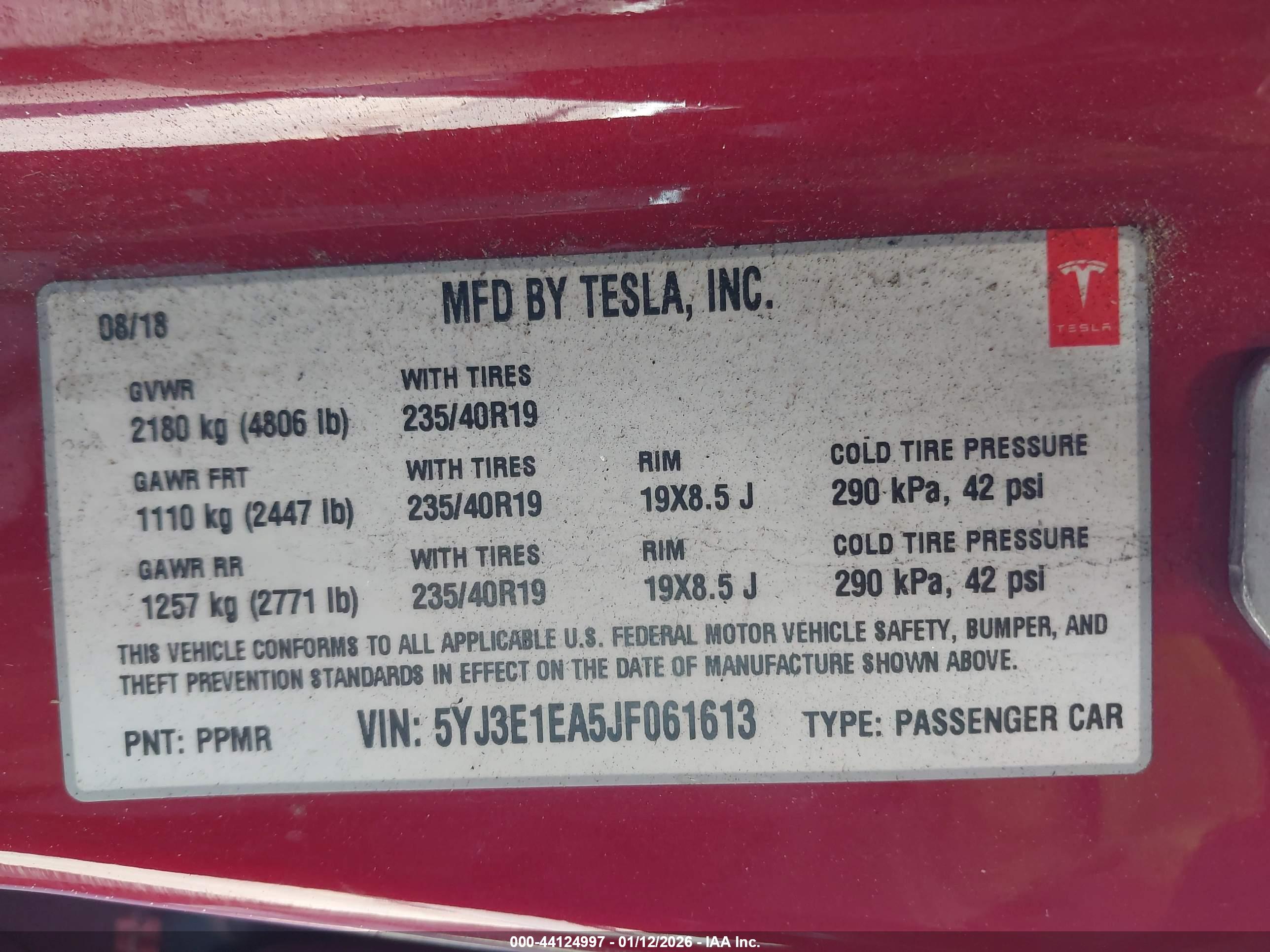 TESLA MODEL image 9