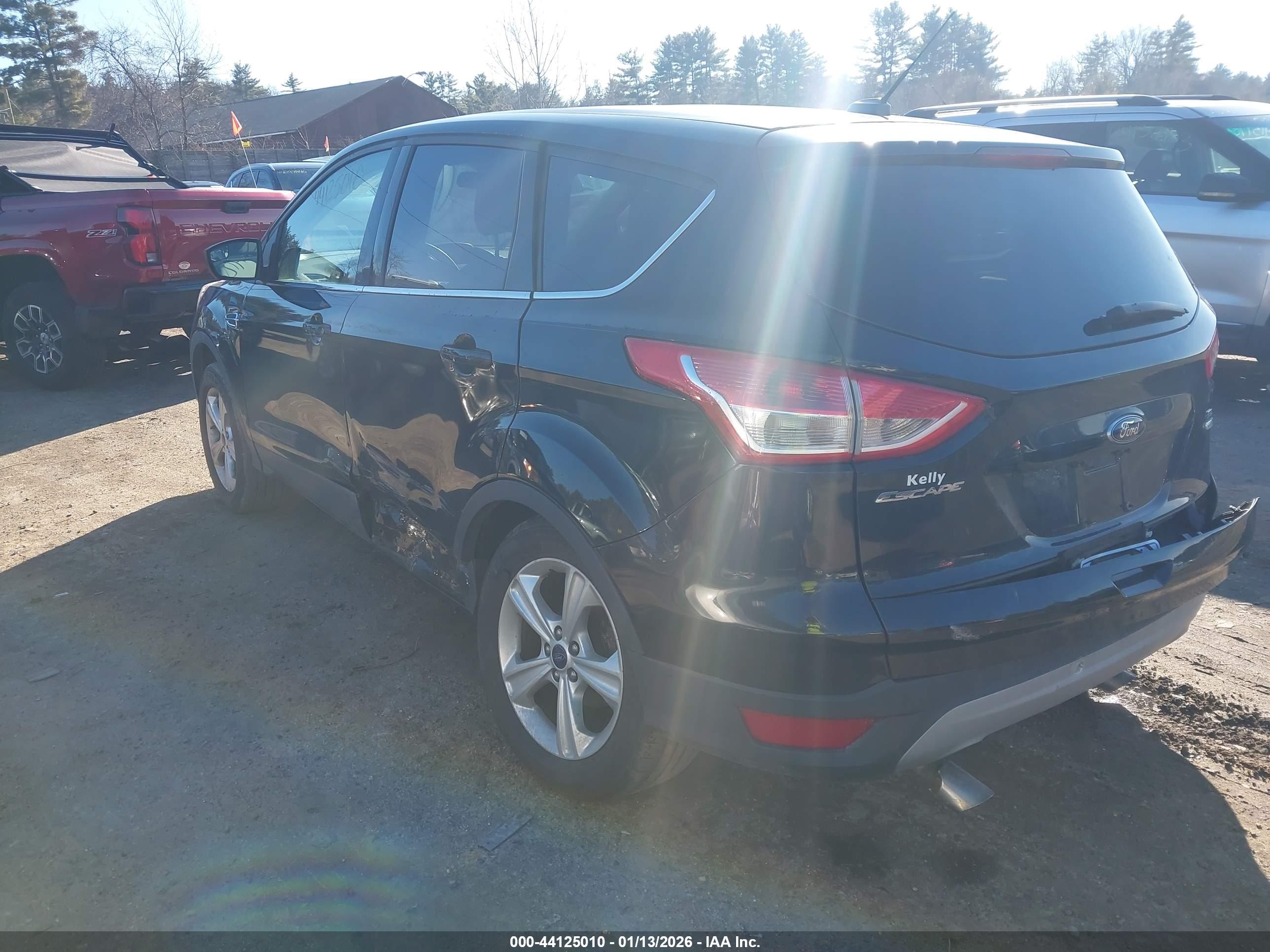 FORD ESCAPE image 3