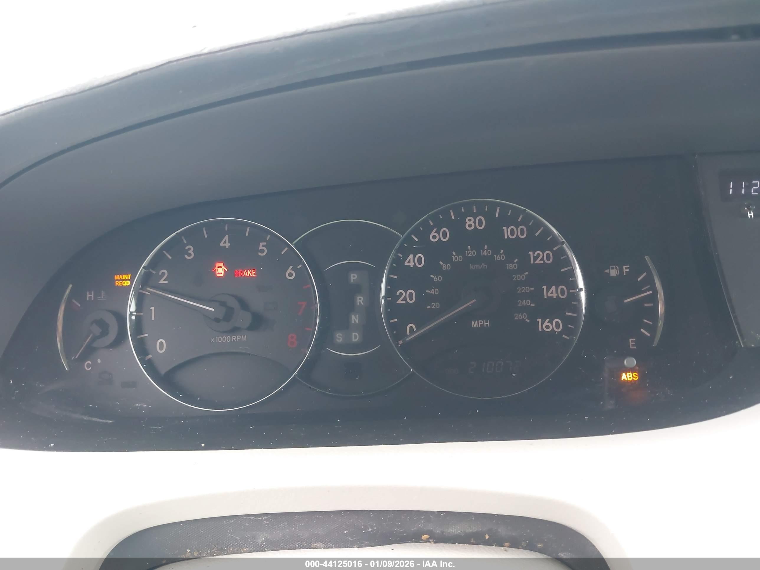 TOYOTA AVALON image 7
