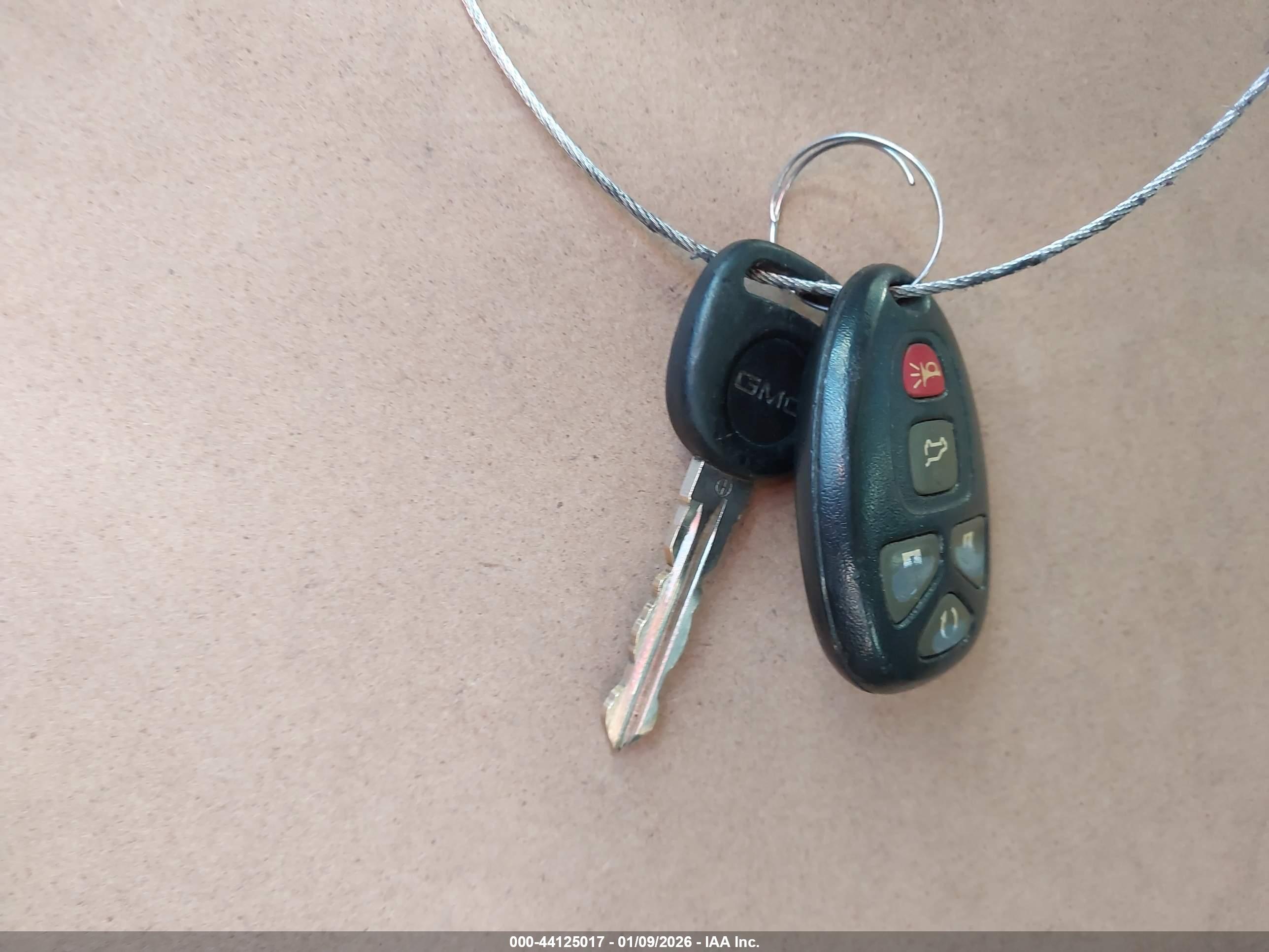 GMC YUKON image 11