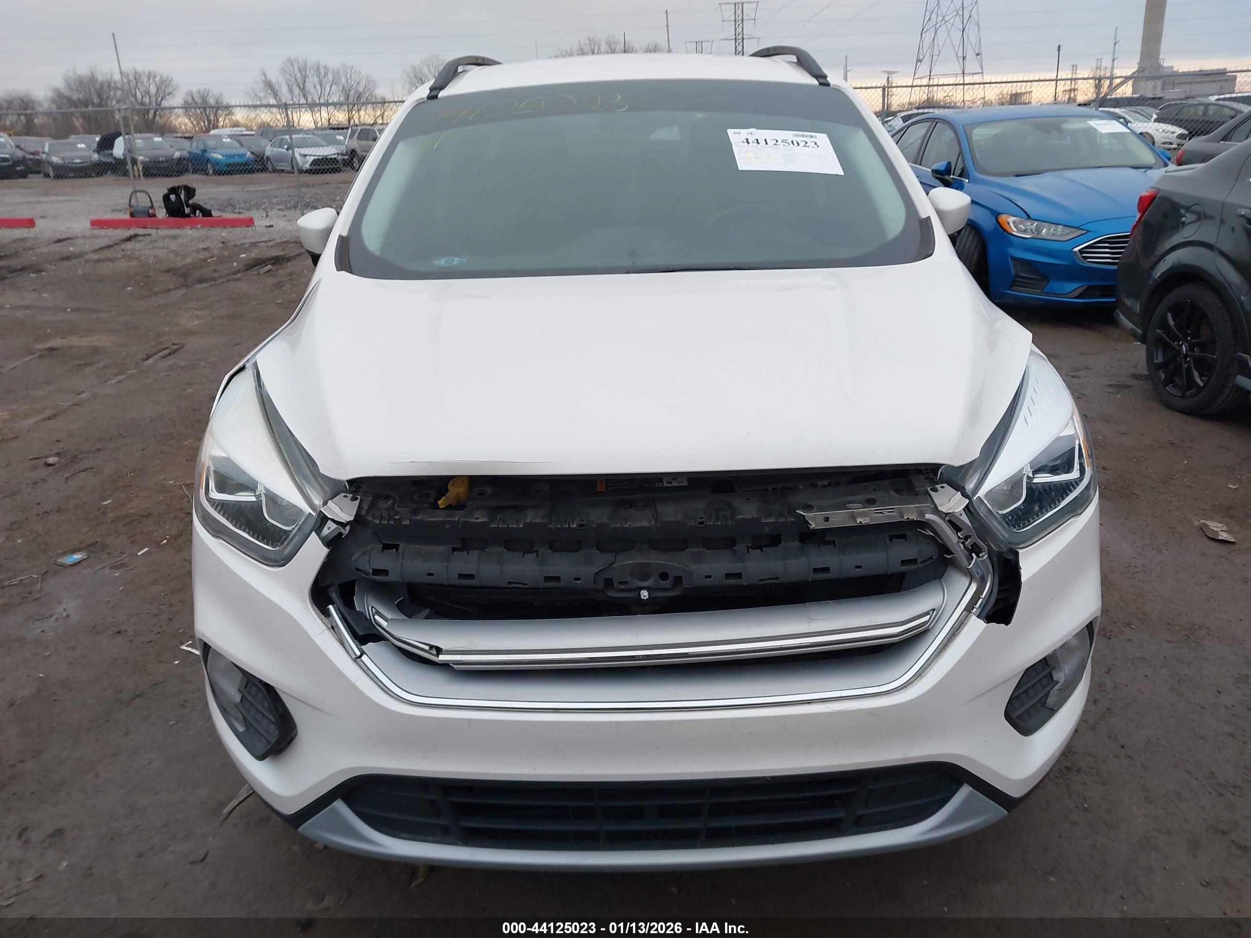 FORD ESCAPE image 6