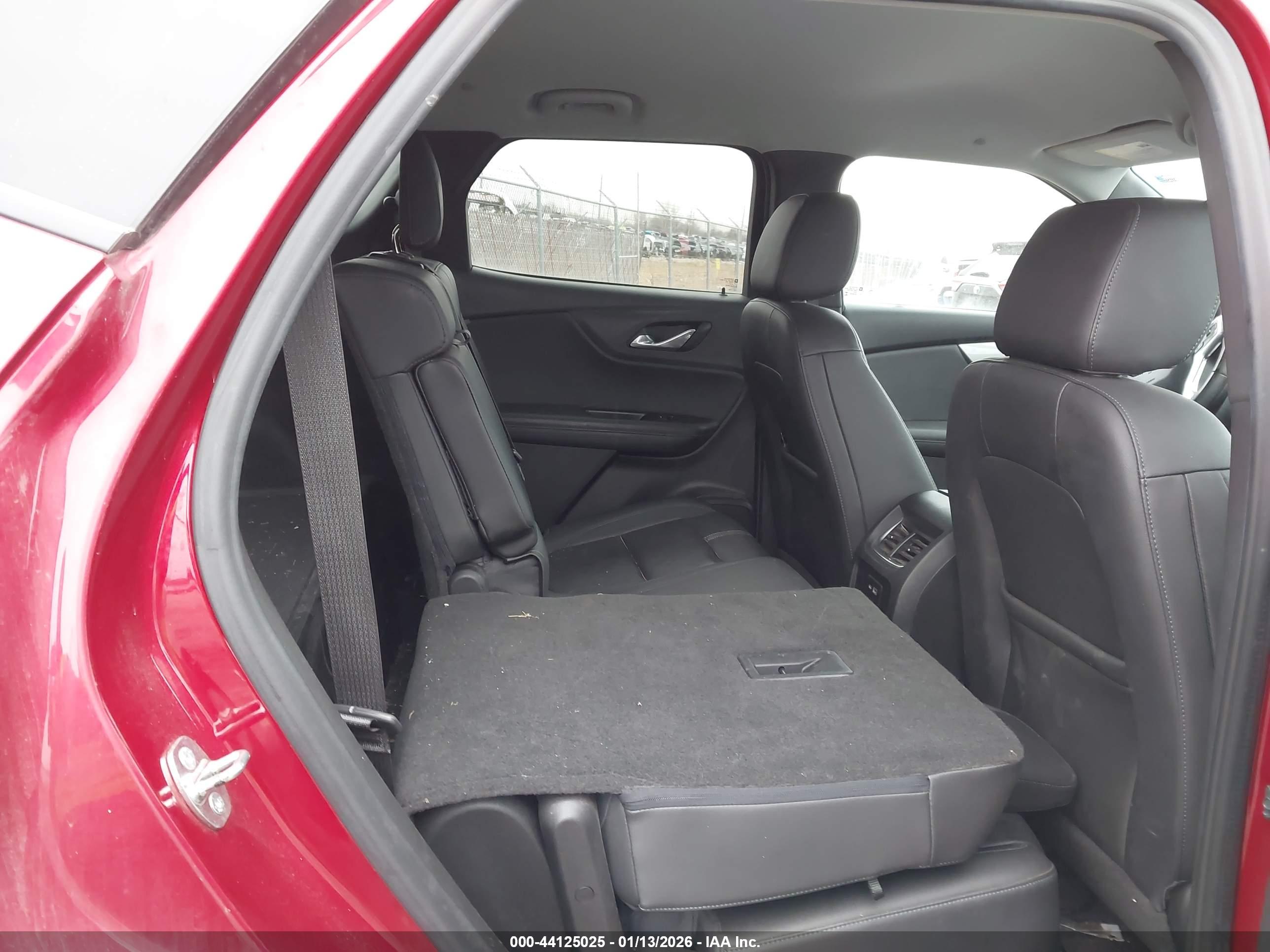 CHEVROLET BLAZER image 8