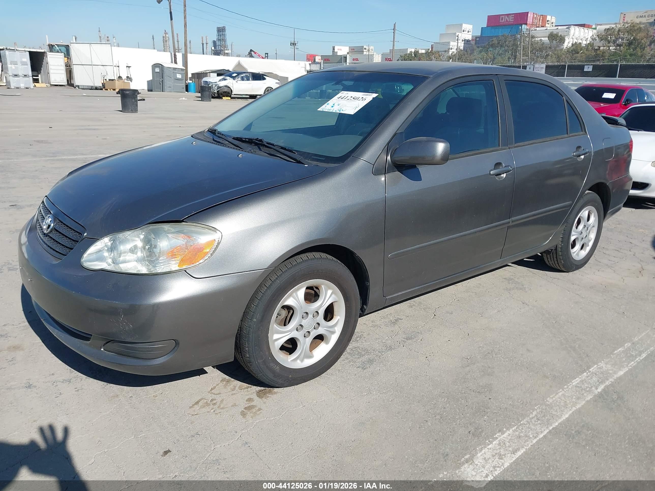 TOYOTA COROLLA image 2