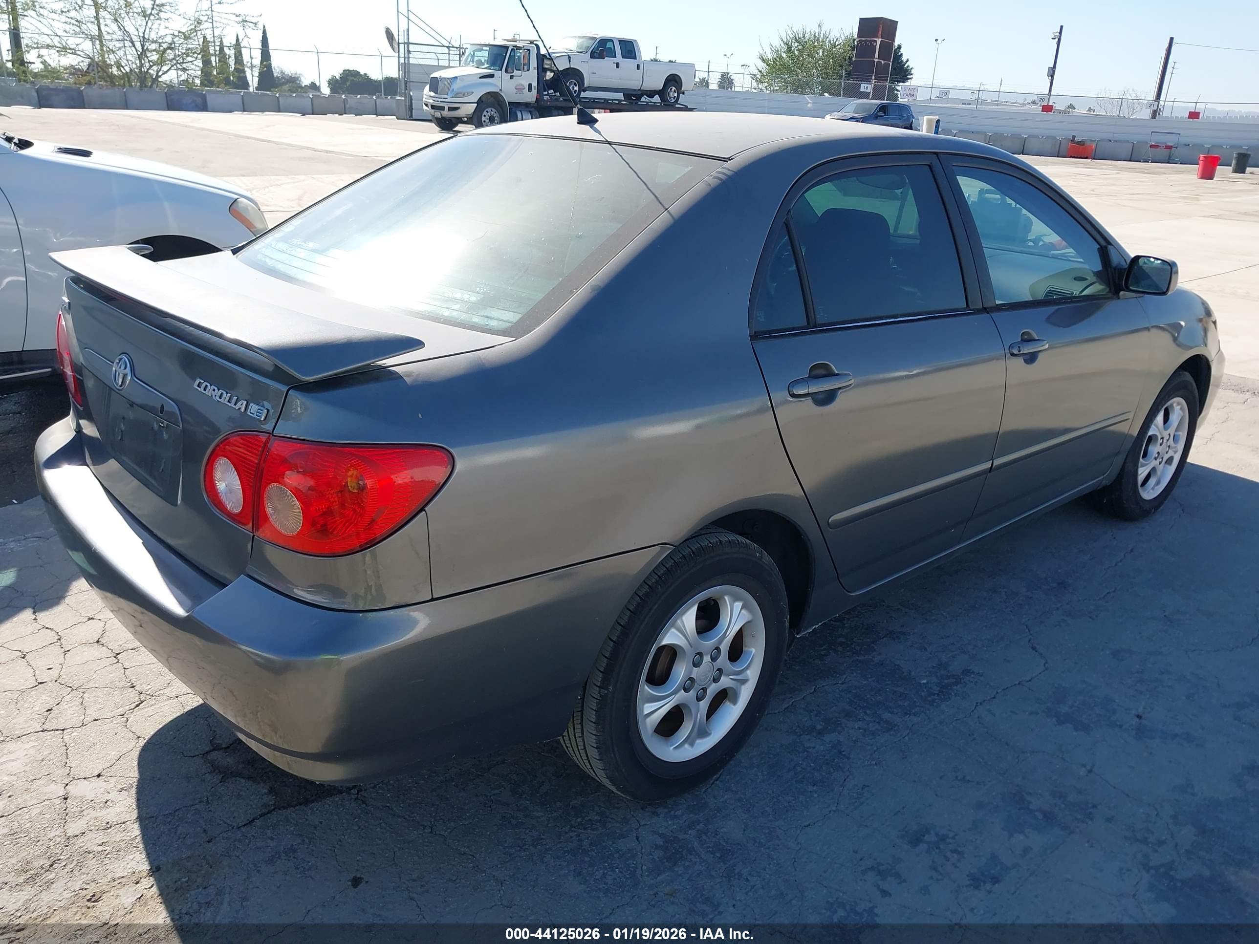 TOYOTA COROLLA image 4