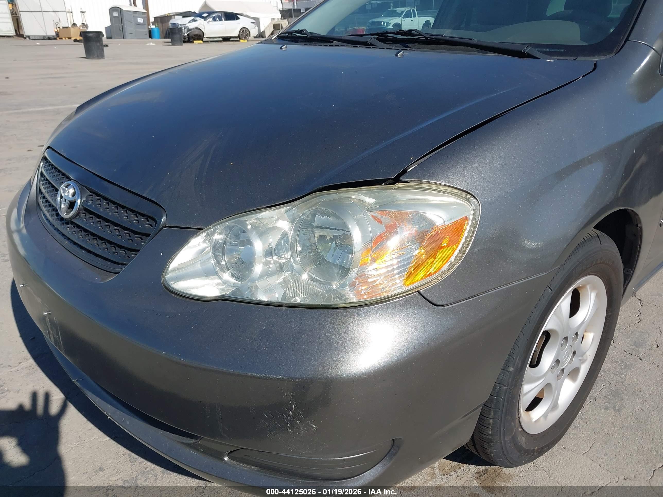 TOYOTA COROLLA image 6