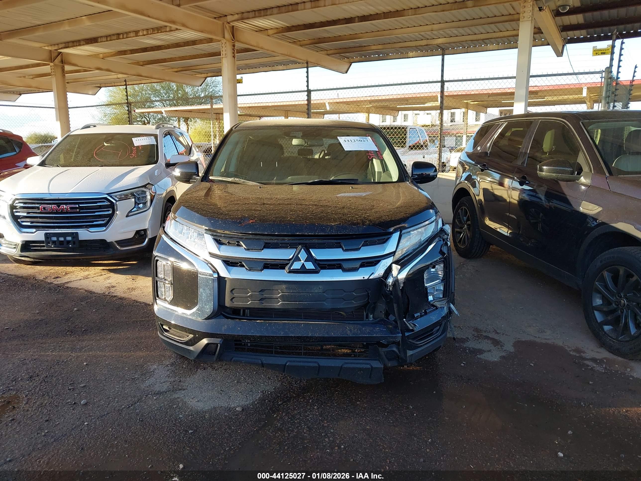 MITSUBISHI OUTLANDER image 6