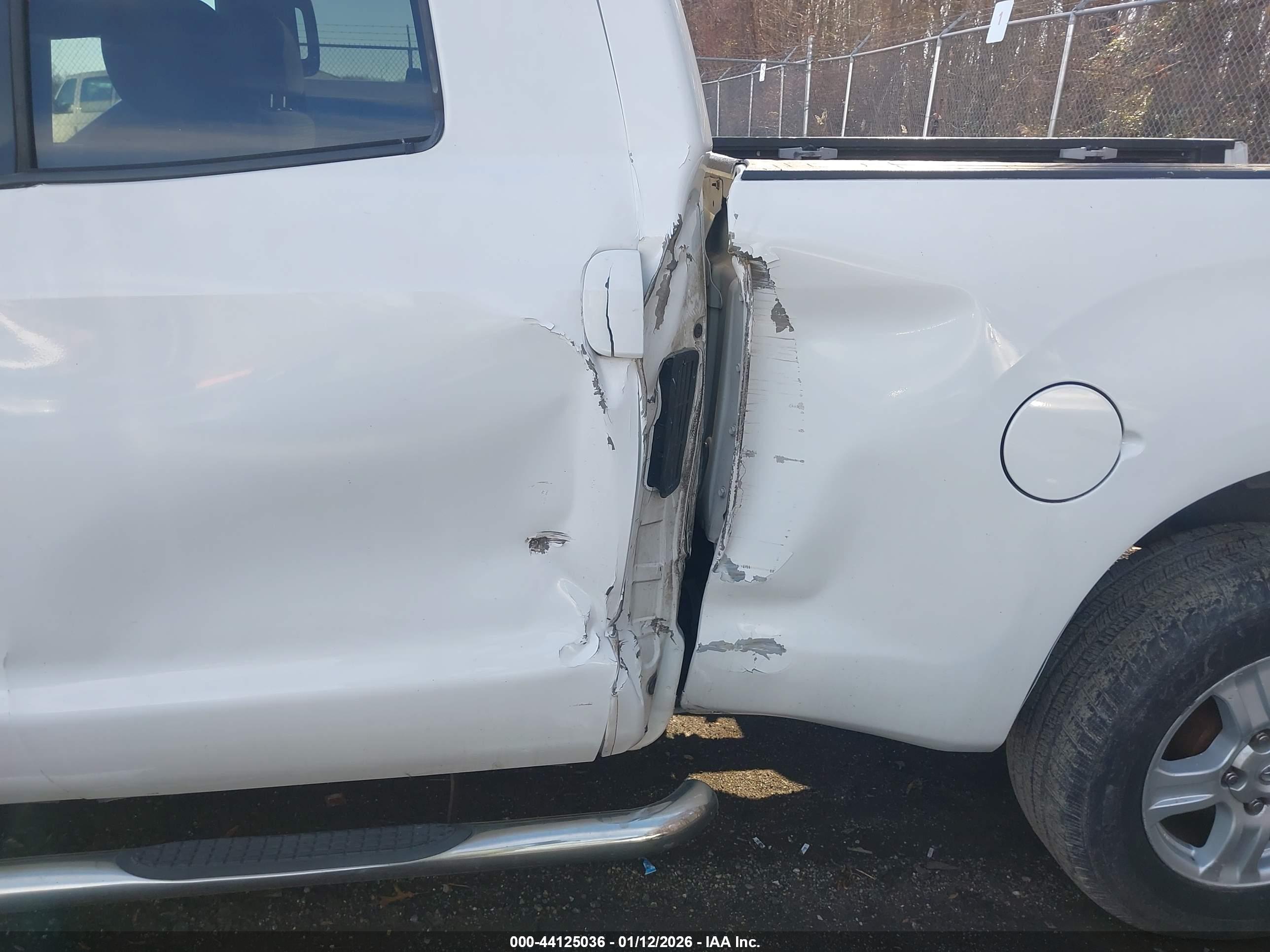 TOYOTA TUNDRA image 6