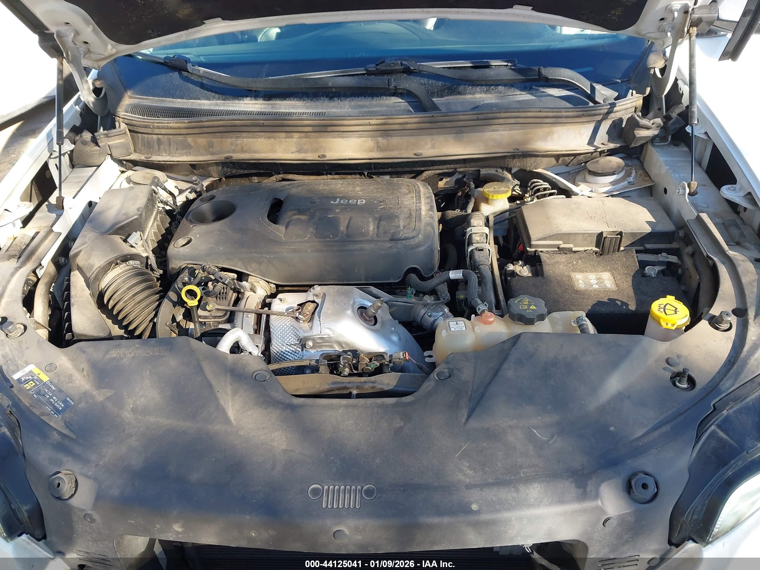JEEP CHEROKEE image 10