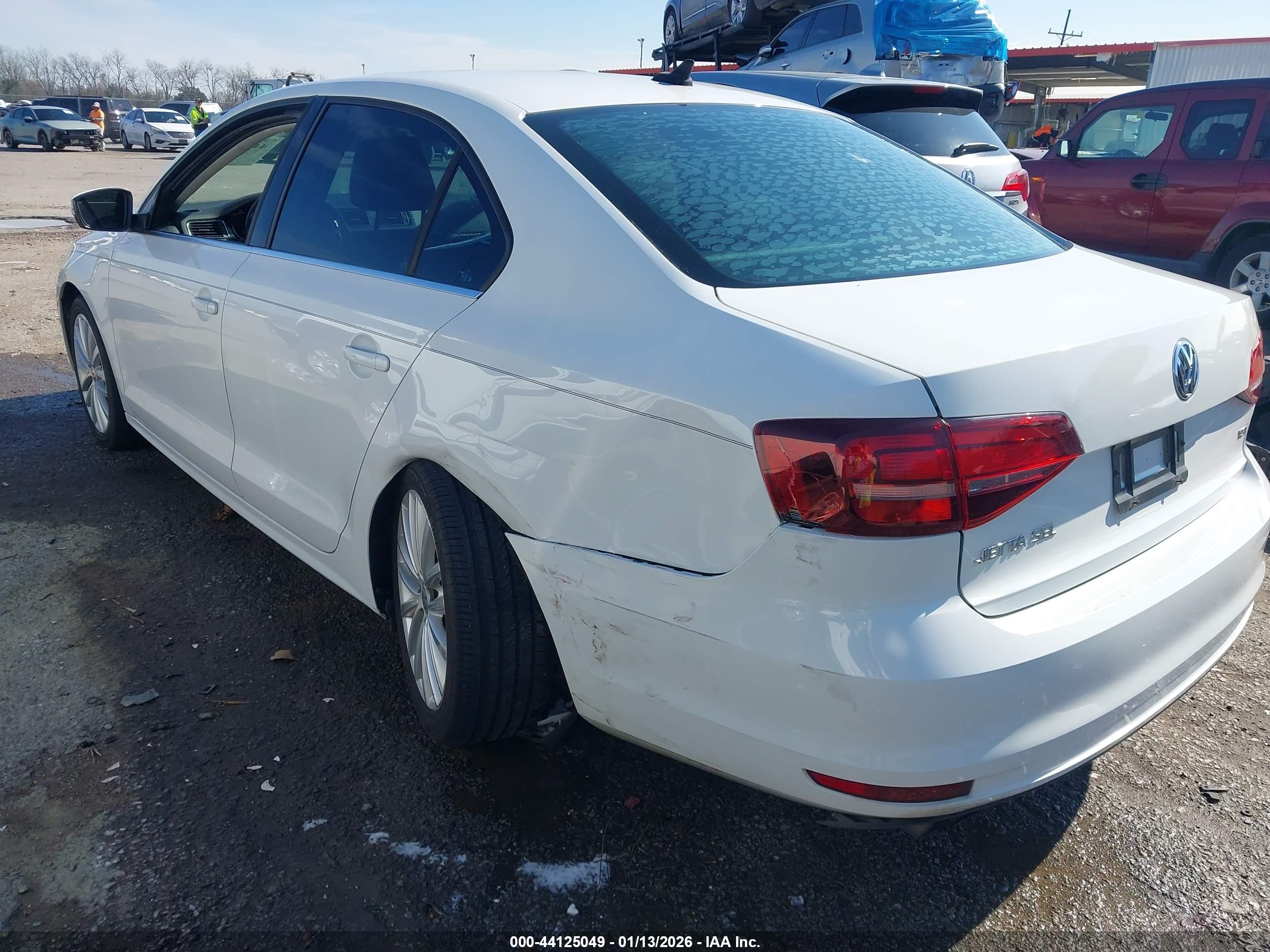VOLKSWAGEN JETTA image 3