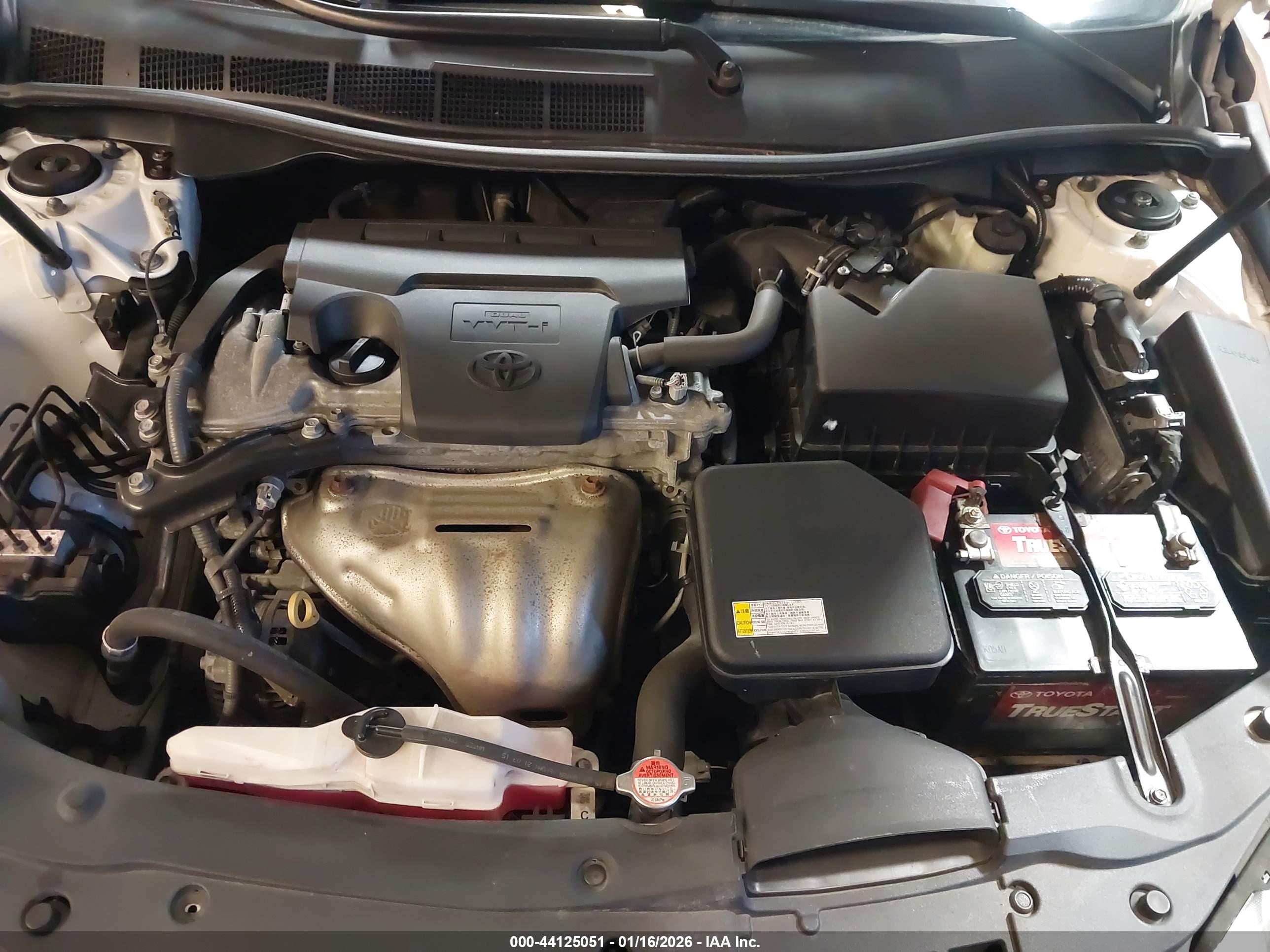 TOYOTA CAMRY image 10