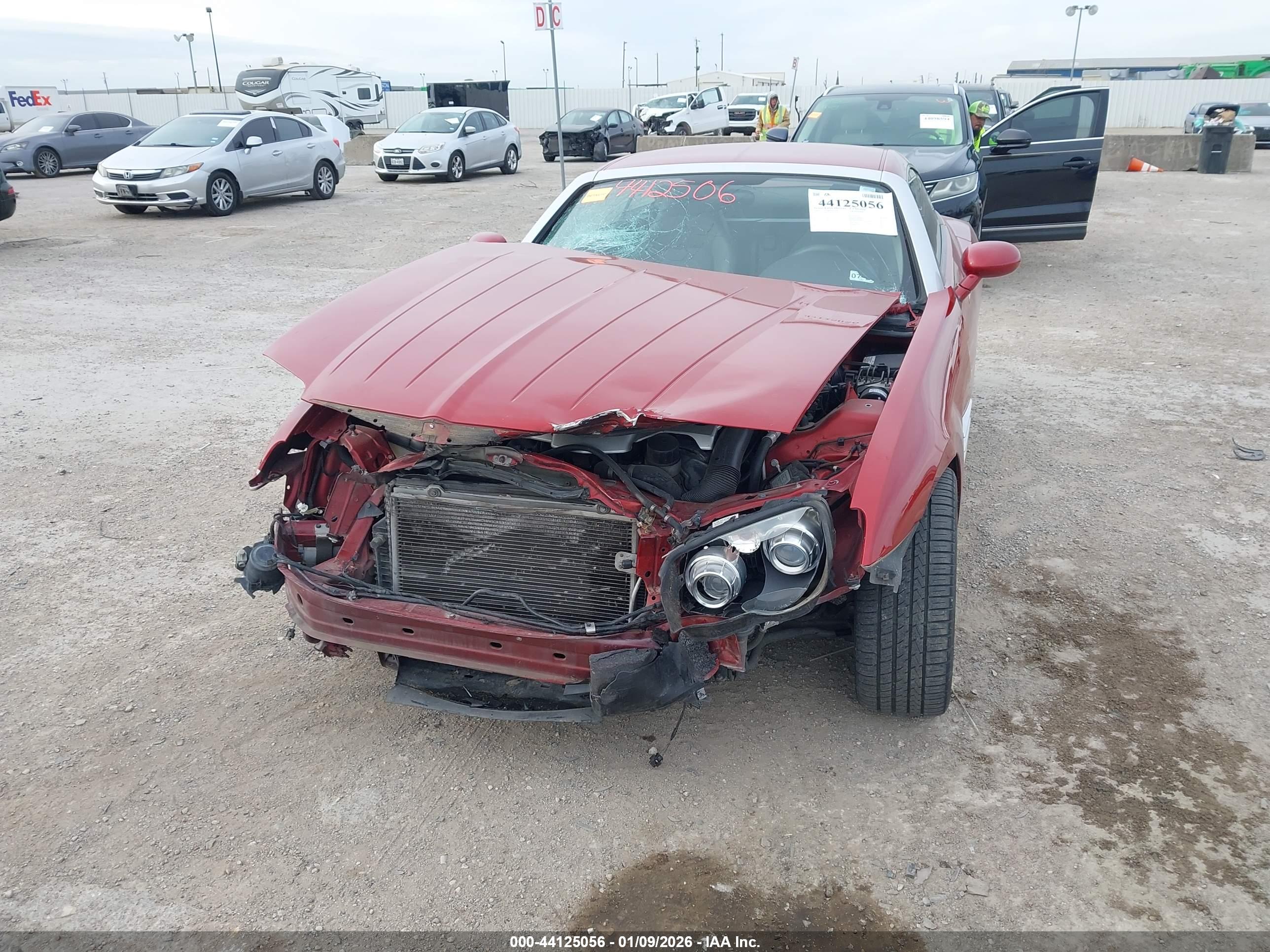 CHRYSLER CROSSFIRE image 6