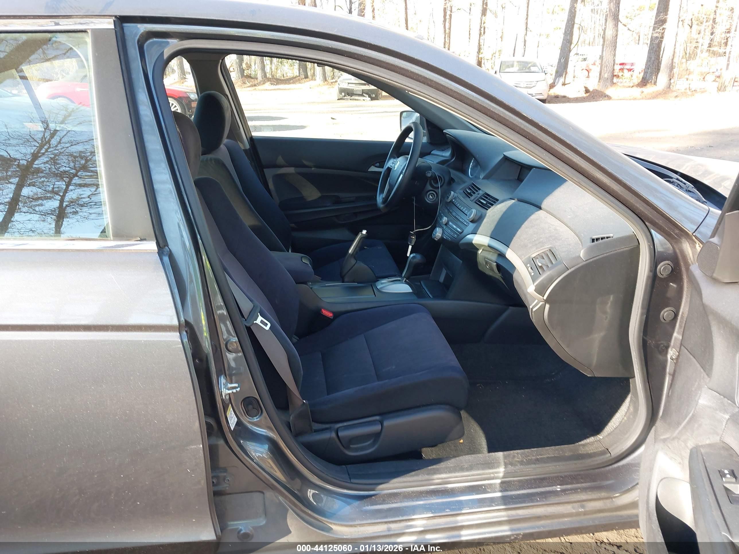 HONDA ACCORD image 5