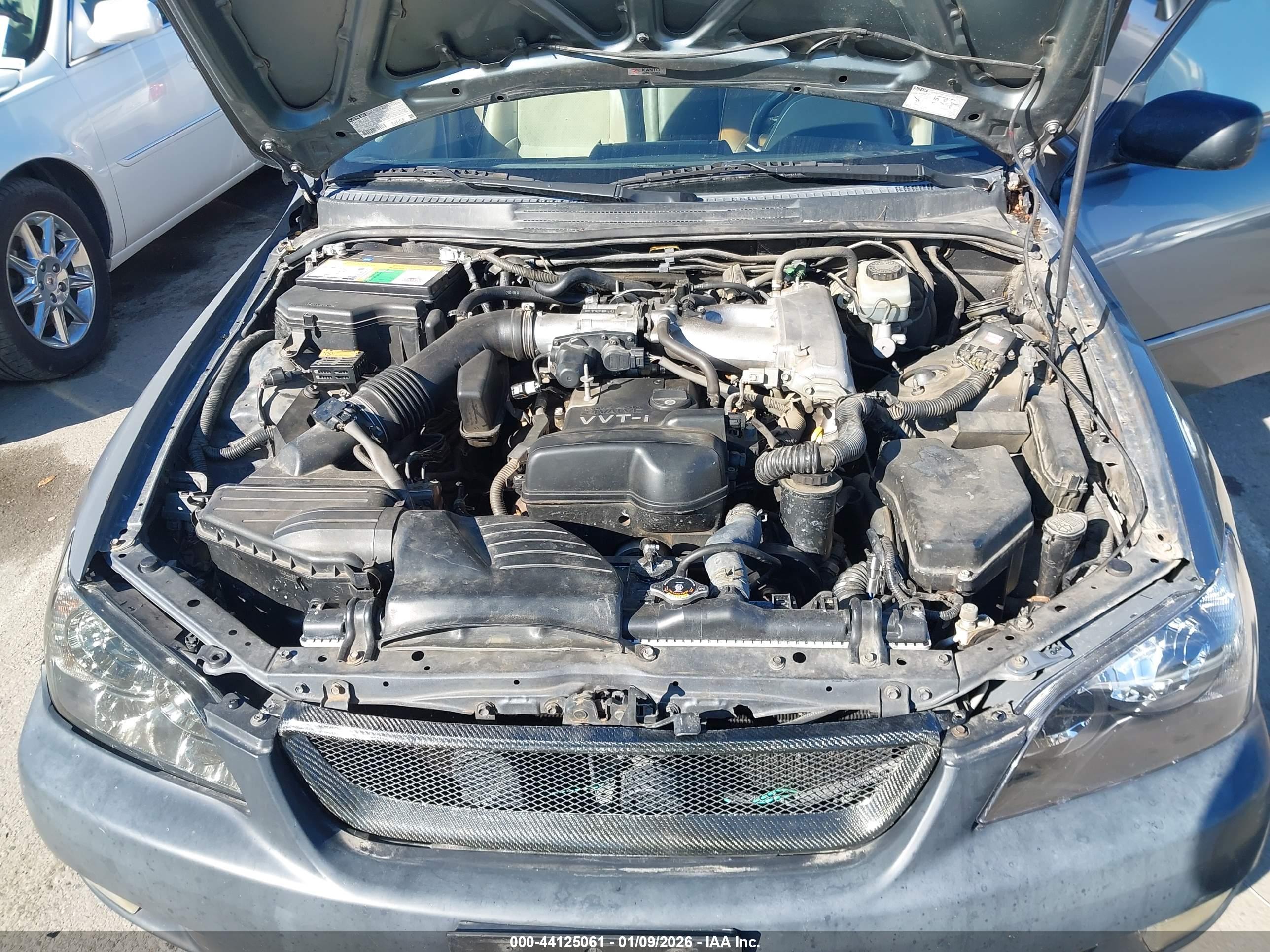 LEXUS IS image 10