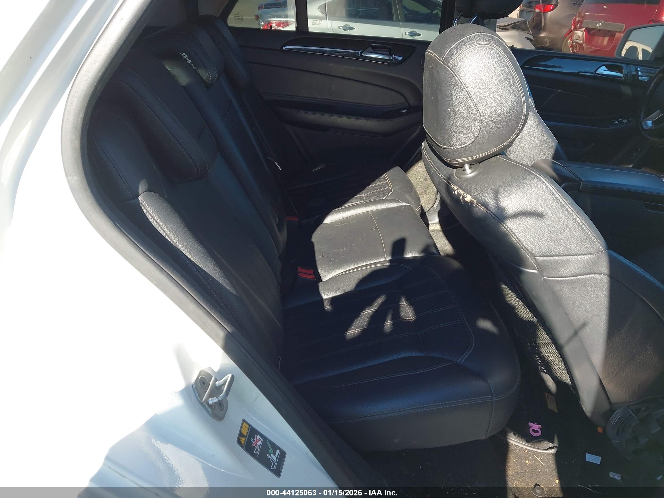 MERCEDES-BENZ GLE image 8