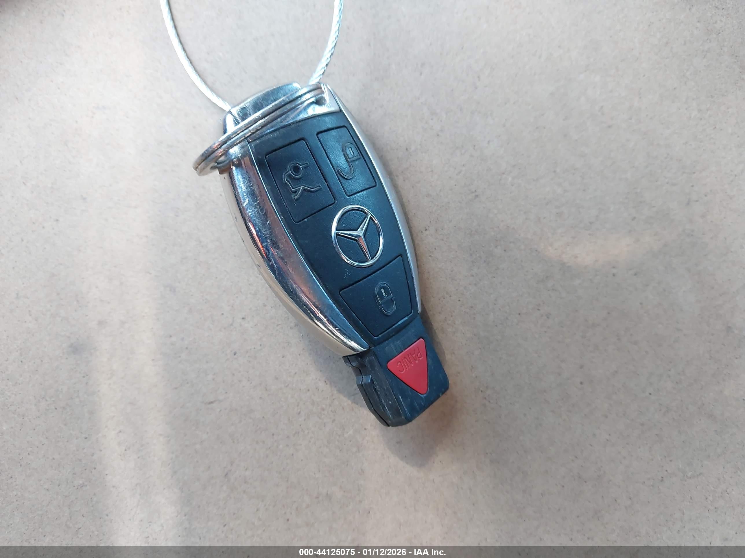 MERCEDES-BENZ C image 11