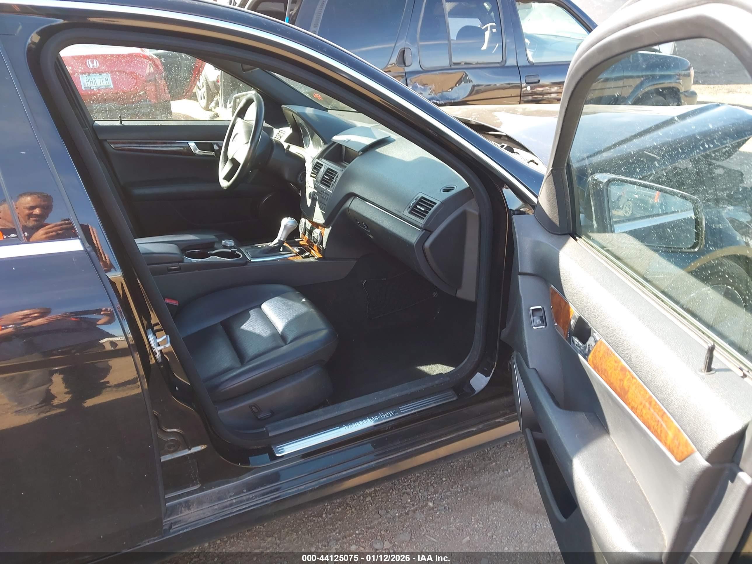 MERCEDES-BENZ C image 5